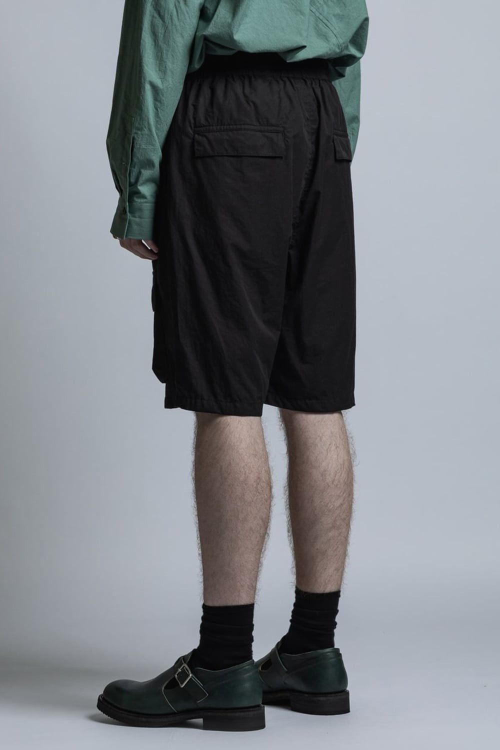 The Viridi-anne SS21 Compact twill shorts.Like Julius or Rick Owens. Size US 32 / EU 48 - 3 Thumbnail