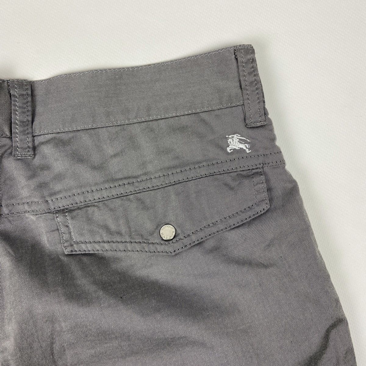 Black Label Burberry Black Label Pocket Shorts size 73 luxury England Size 28" / US 6 / IT 42 - 6 Thumbnail