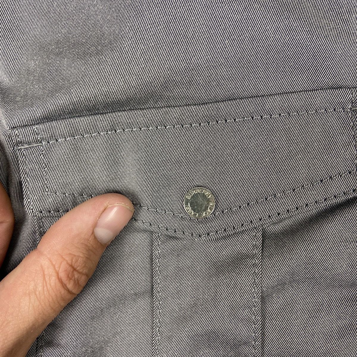 Black Label Burberry Black Label Pocket Shorts size 73 luxury England Size 28" / US 6 / IT 42 - 7 Thumbnail