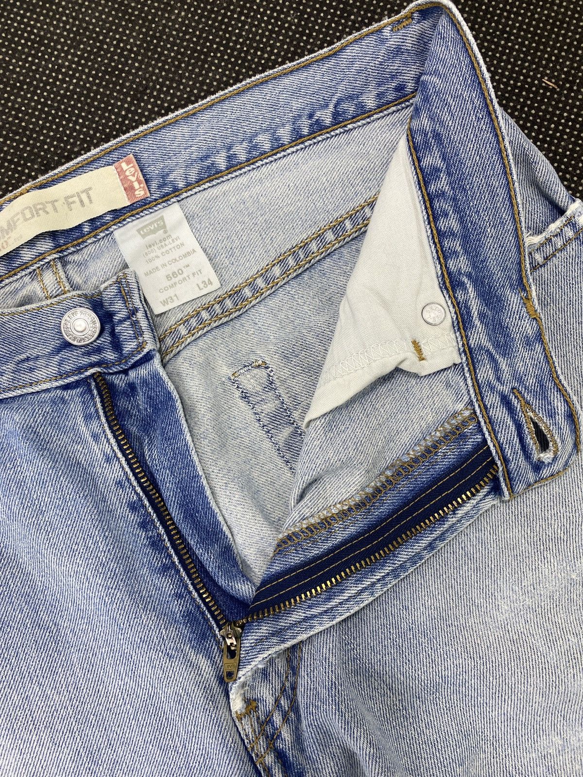 Jean × Levi's × Vintage VINTAGE LEVIS 560 DISTRESSED BLUE WASH JEANS-J524 Size US 32 / EU 48 - 5 Thumbnail