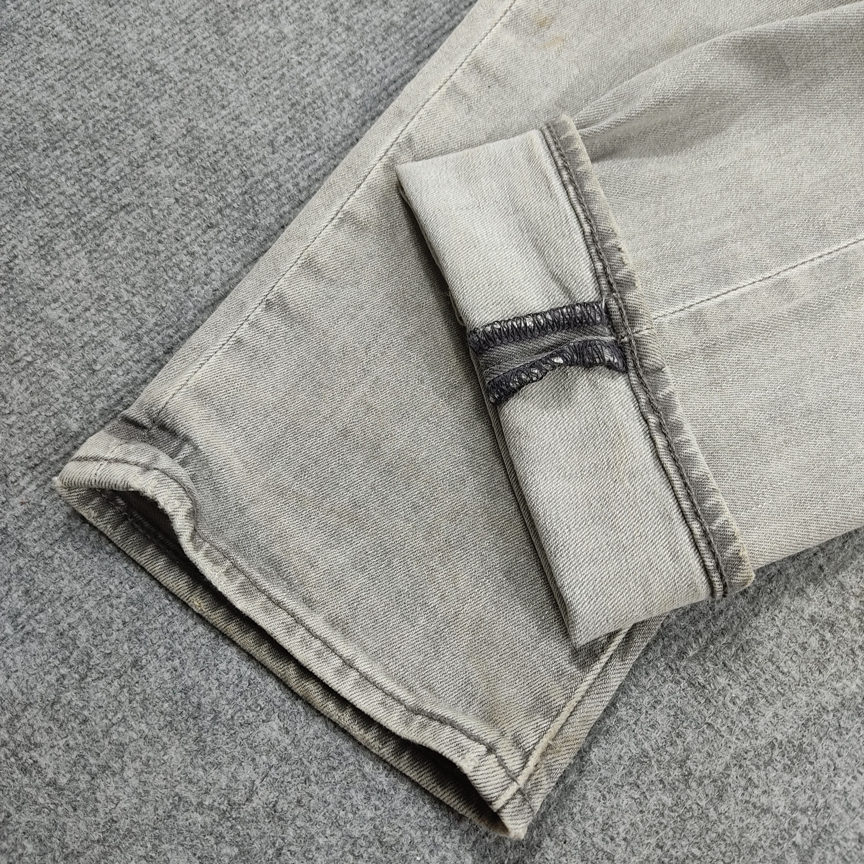 Vintage Levis 512 Jeans Distress