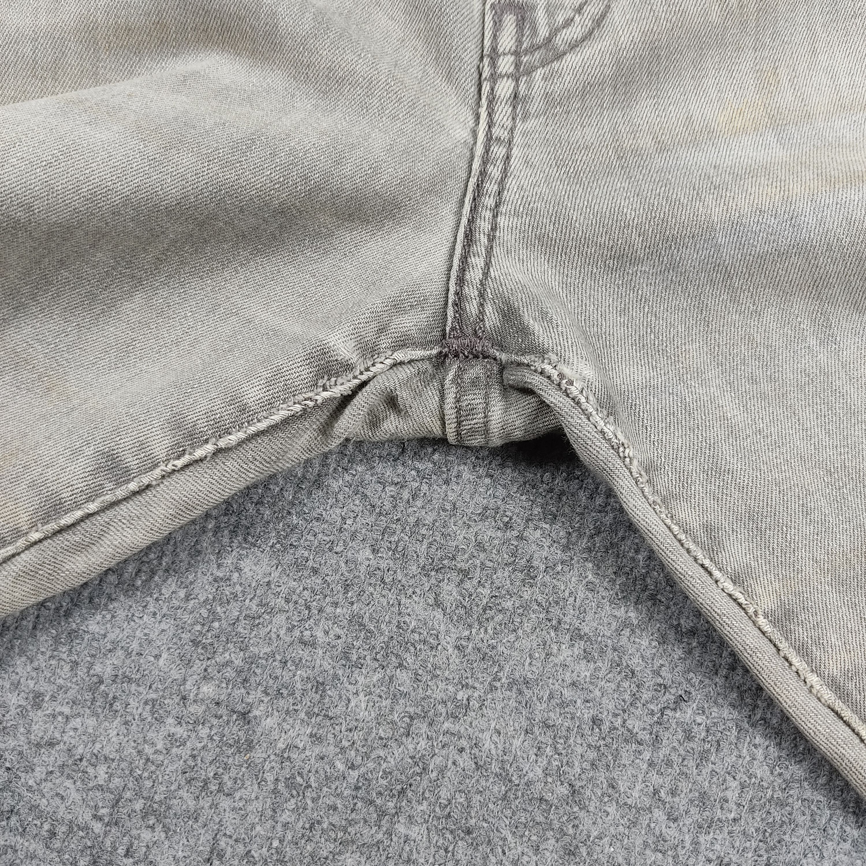 Vintage Levis 512 Jeans Distress