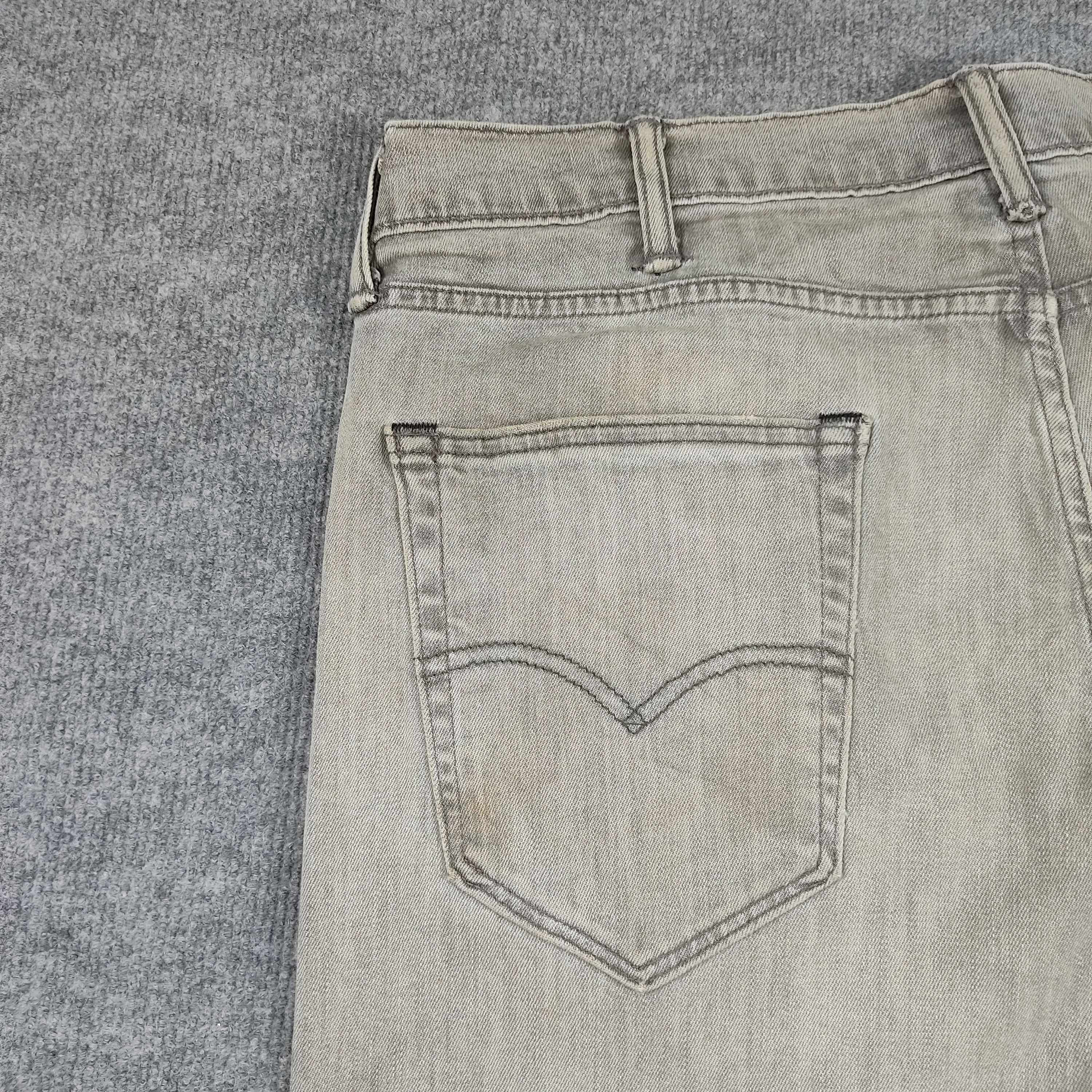 Vintage Levis 512 Jeans Distress