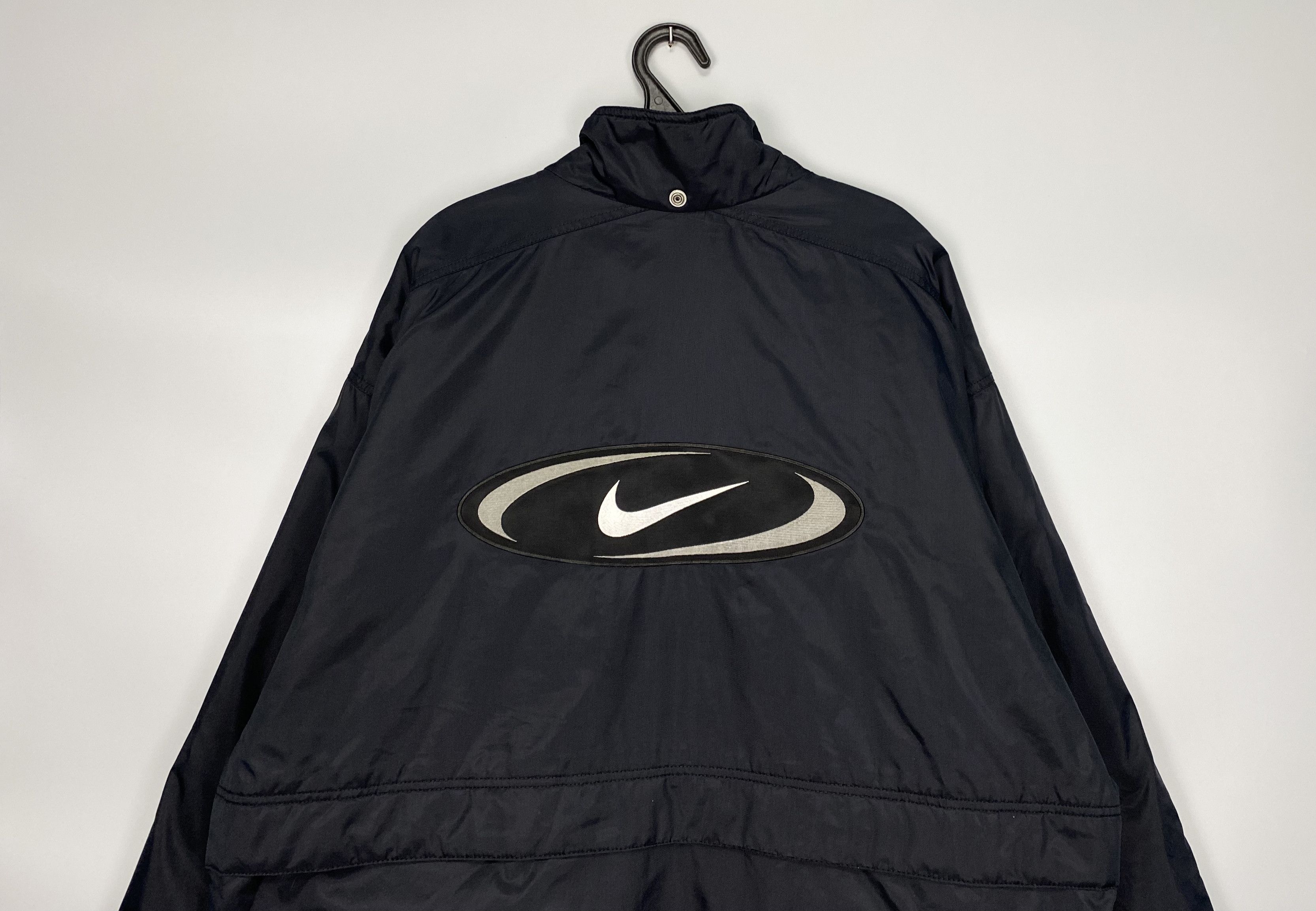 Nike Vintage 90s NIKE Big Swoosh Logo Black jacket Size US XXL / EU 58 / 5 - 2 Thumbnail