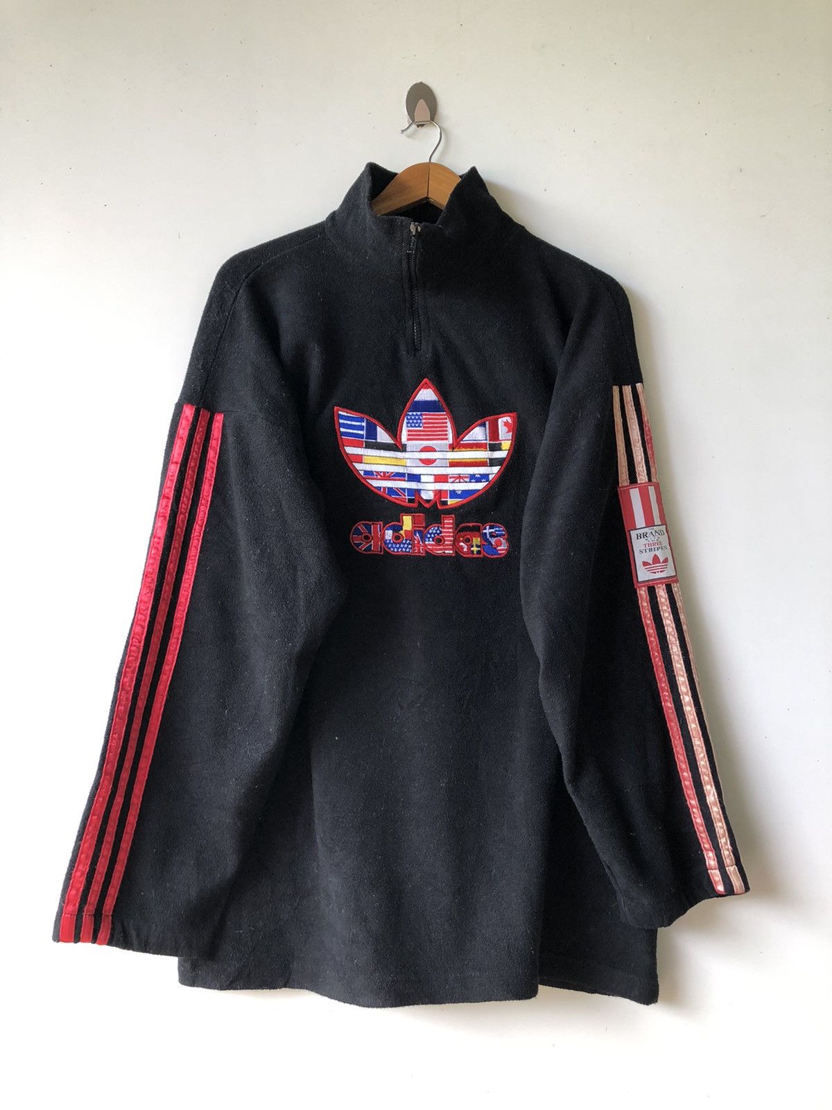 Adidas Vintage Adidas Words Rios Sweat Half Zip Black Sweaters Size US L / EU 52-54 / 3 - 1 Thumbnail