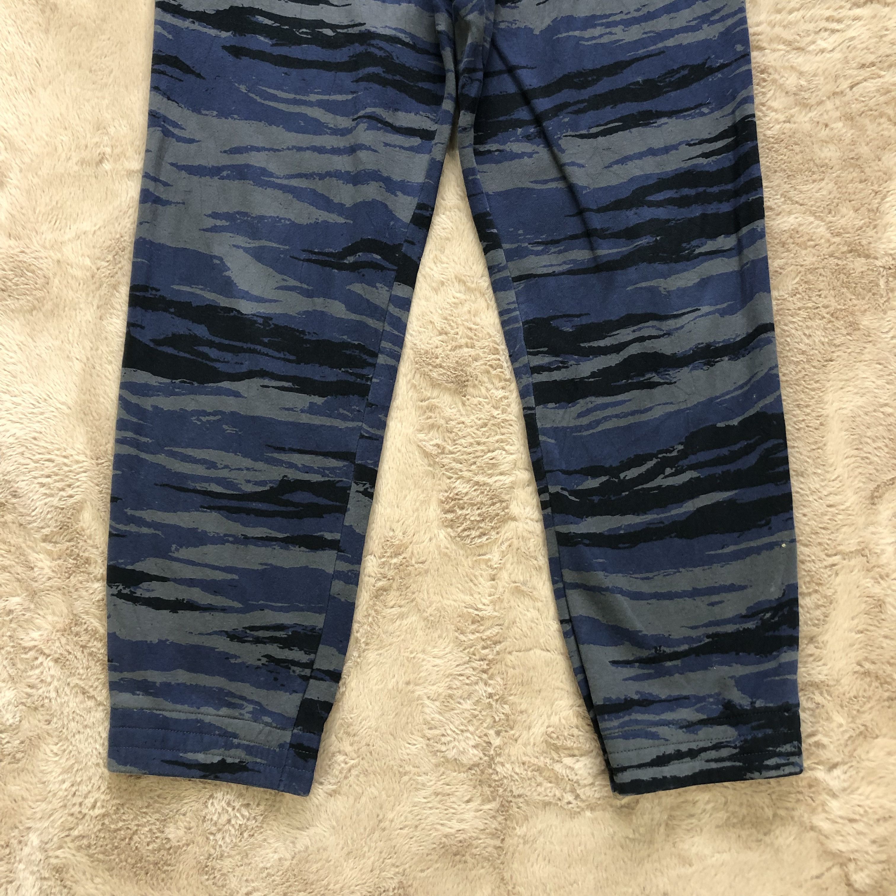Adidas ADIDAS SPORT ESSENTIALS DIGITAL CAMO SWEATPANTS #5511-194 Size US 30 / EU 46 - 6 Thumbnail