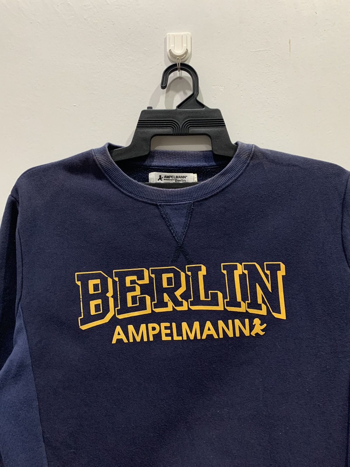 Japanese Brand × Vintage AMPELMANN BERLIN Sweatshirt Size 4 Fit M Size US M / EU 48-50 / 2 - 2 Thumbnail