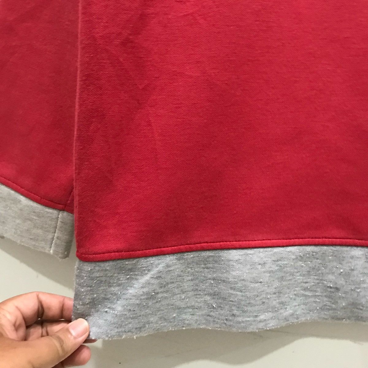 Japanese Brand × Uniqlo UNIQLO Sweatshirts Size L Size US L / EU 52-54 / 3 - 6 Thumbnail