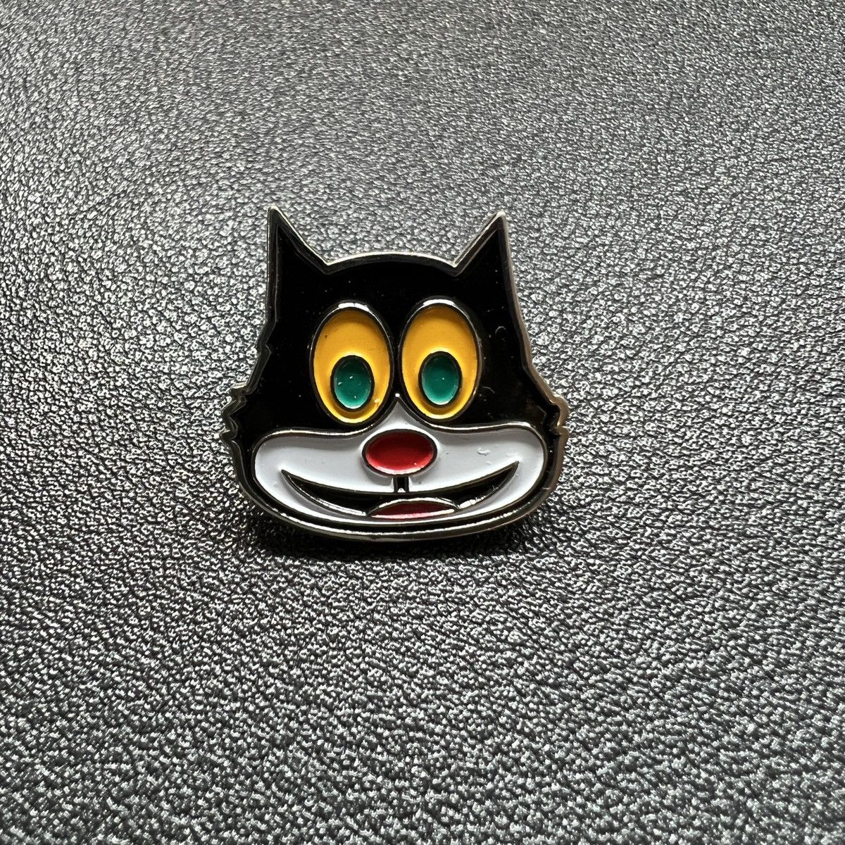 Supreme Supreme Mad Cat Pin FW15 | Grailed