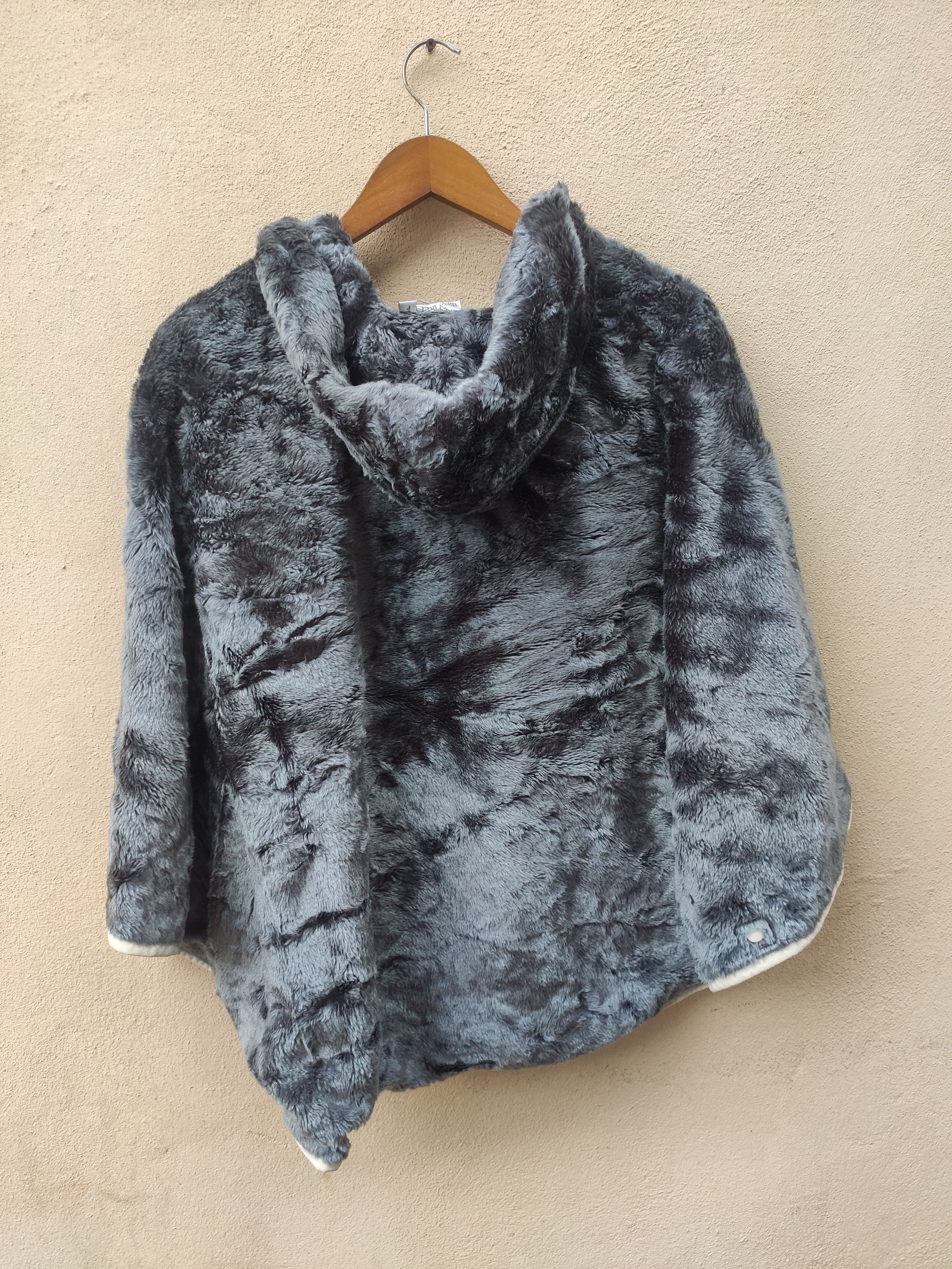 Gramicci Gramicci cloaks and cape jacket velvet blanket Size US L / EU 52-54 / 3 - 7 Thumbnail