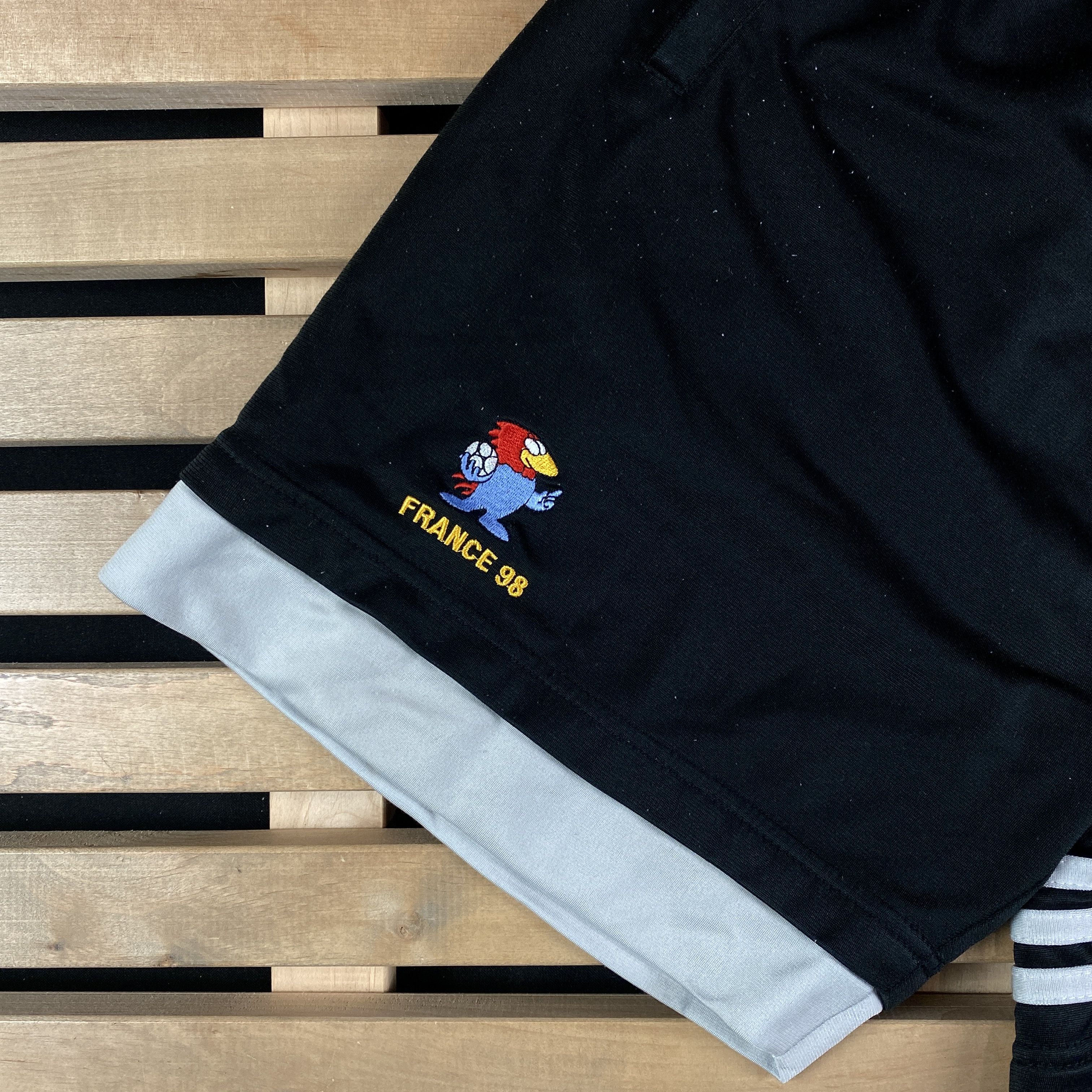 Adidas × Vintage Mens Shorts Adidas France 98 Vintage Size M Size US 32 / EU 48 - 3 Thumbnail