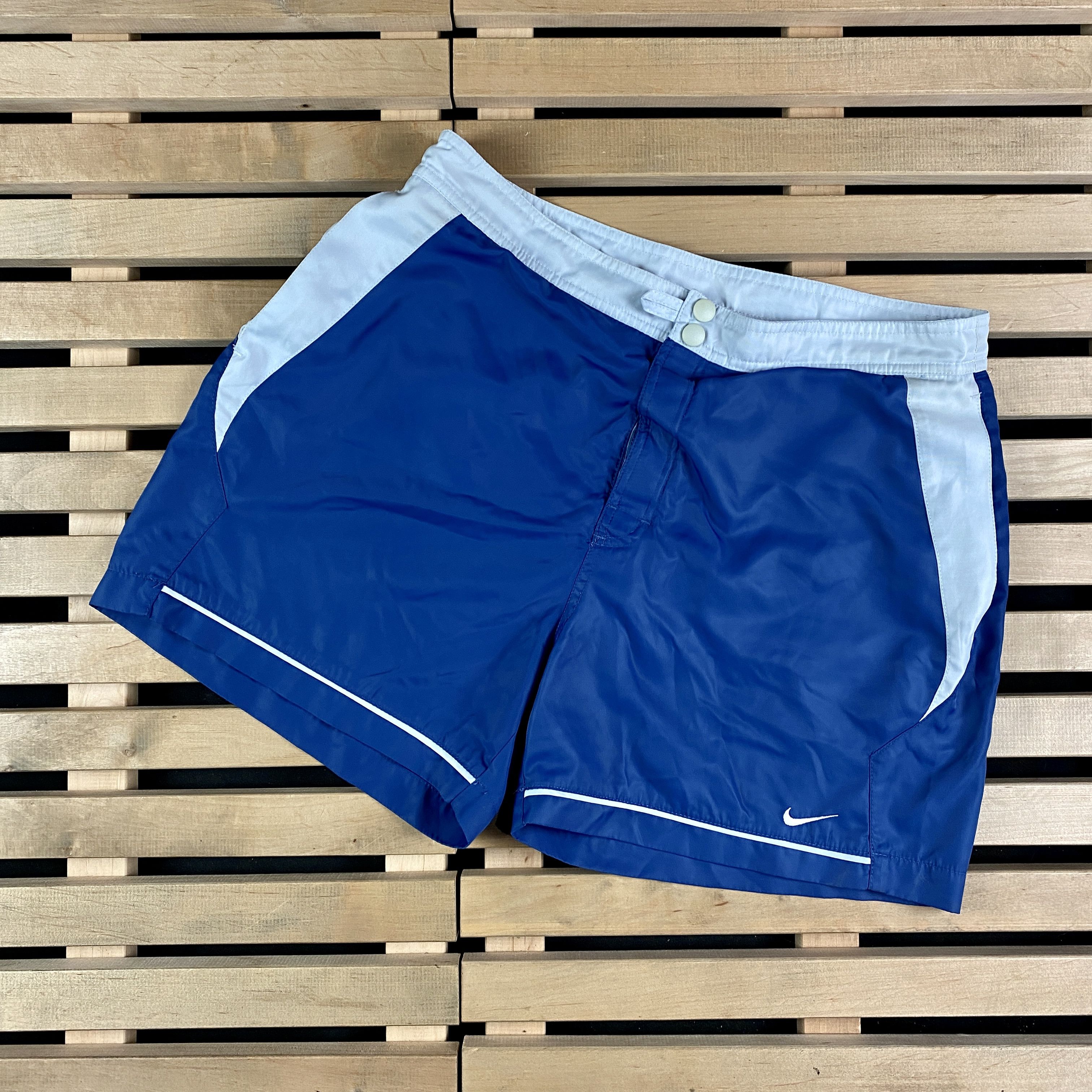 Nike × Vintage Mens Shorts Nike Vintage Size M Size US 32 / EU 48 - 1 Thumbnail