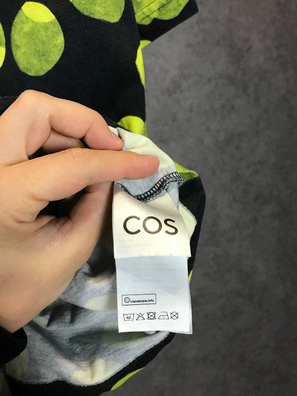 Cos Cos art tee Size US S / EU 44-46 / 1 - 4 Thumbnail