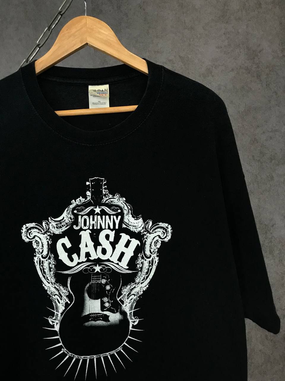 Band Tees Johnny Cash 2006 vintage rock band tee Size US XL / EU 56 / 4 - 2 Thumbnail