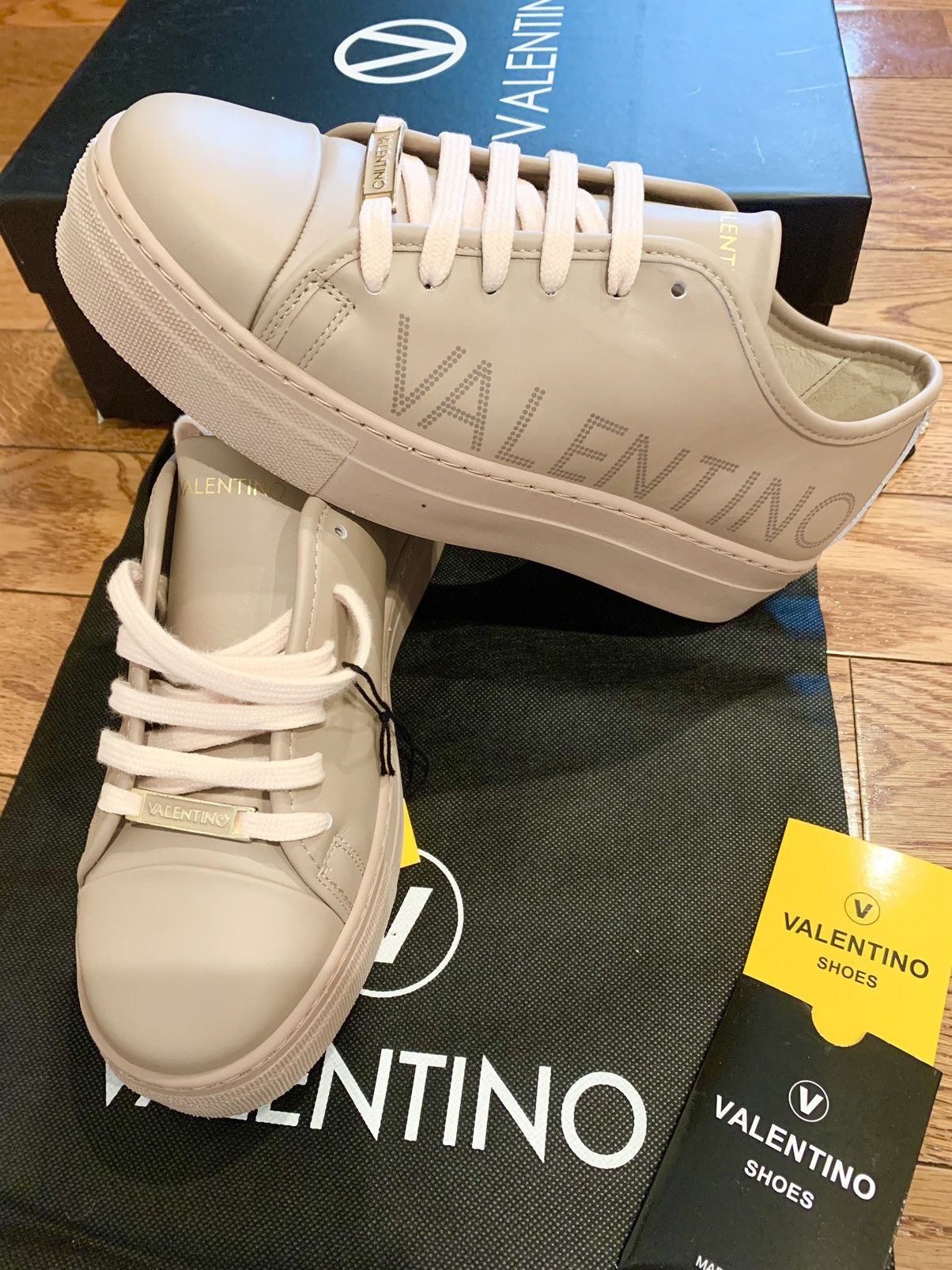 Valentino by mario DALIA nude logo PLATFORM Sneakers 8.5