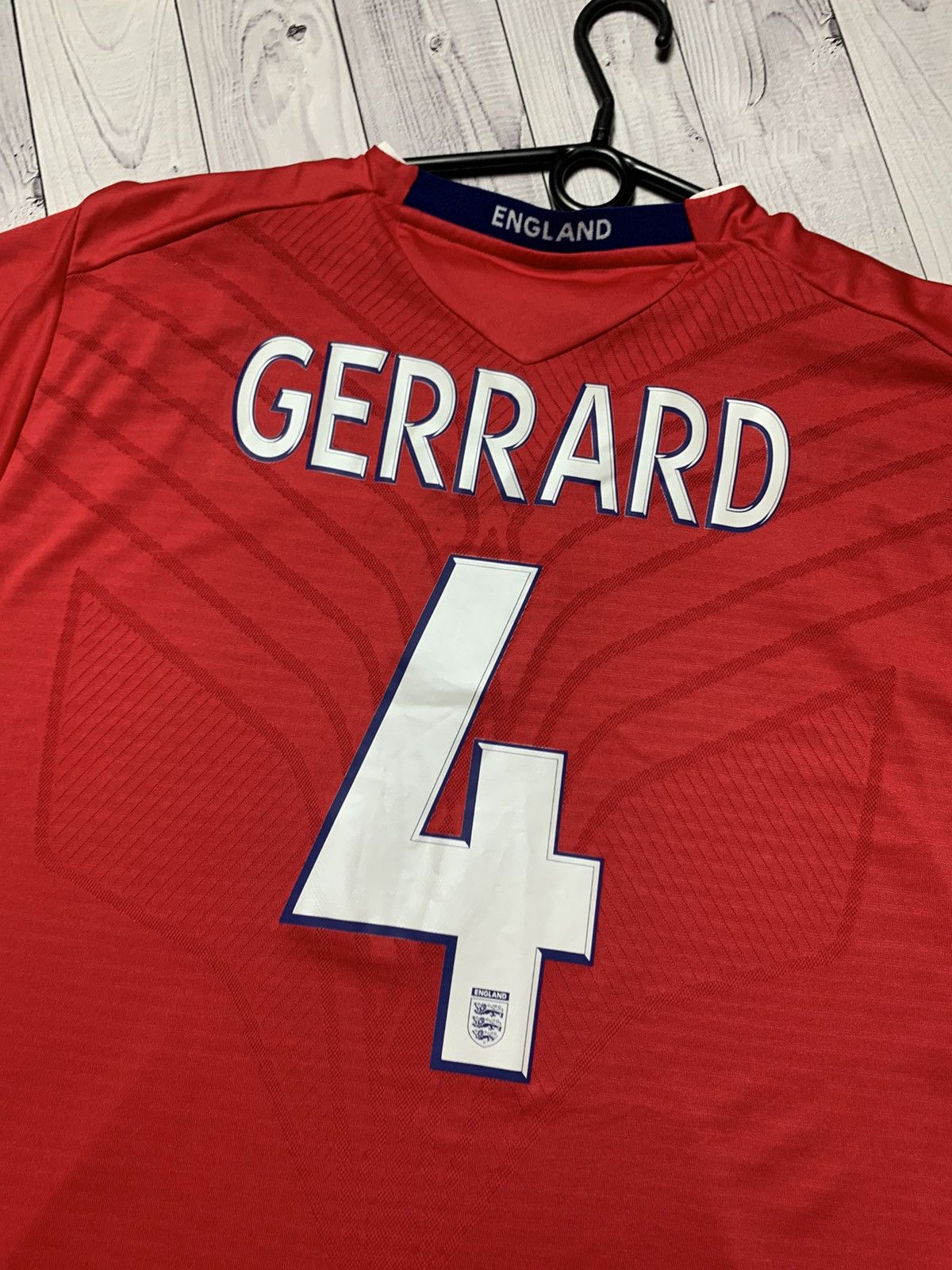 Umbro Vintage soccer jersey England 4 Gerrard Umbro size XXL Size US XXL / EU 58 / 5 - 2 Thumbnail