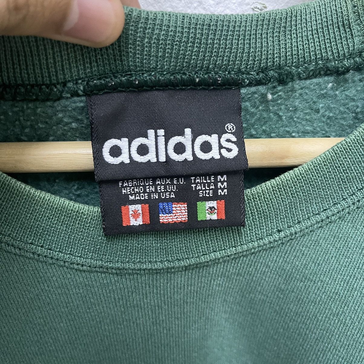 VINTAGE ADIDAS BIG LOGO SWEATSHIRT