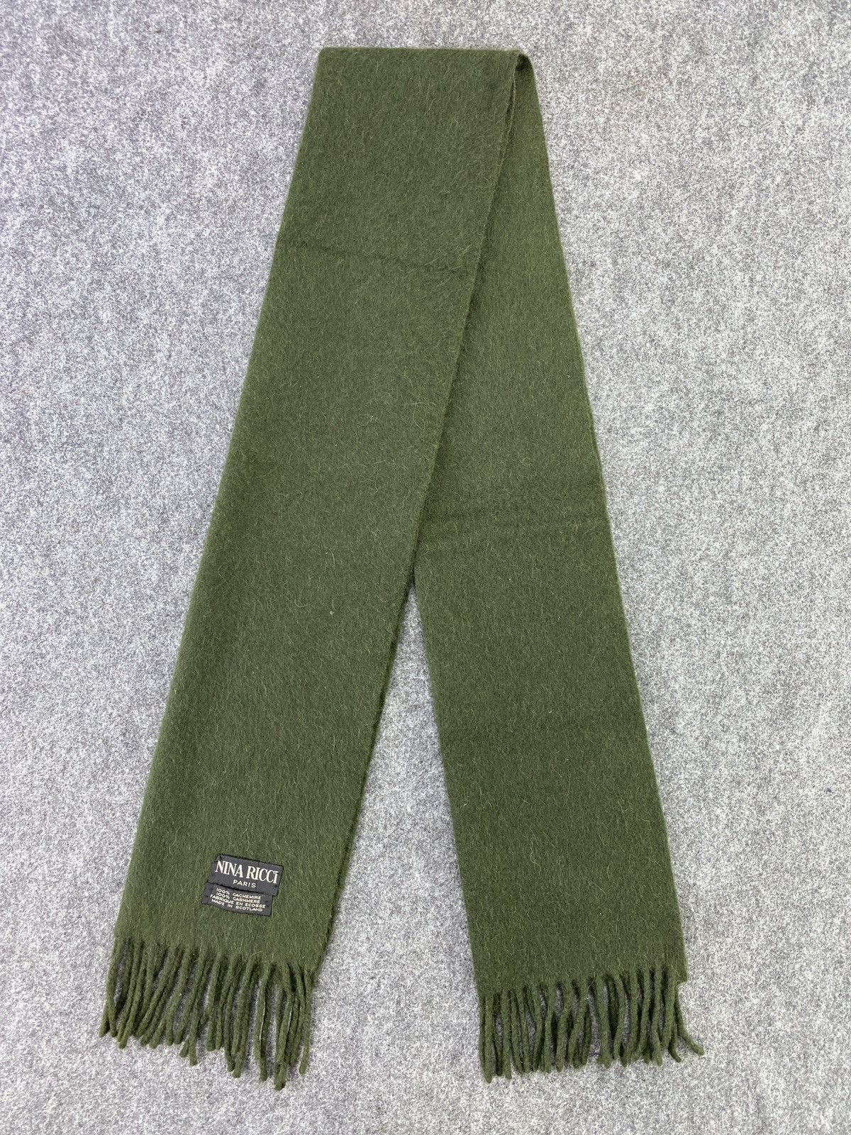 Designer NINA RICCI CASHMERE Scarf/Muffler/Neckwear -T166 Size ONE SIZE - 3 Thumbnail