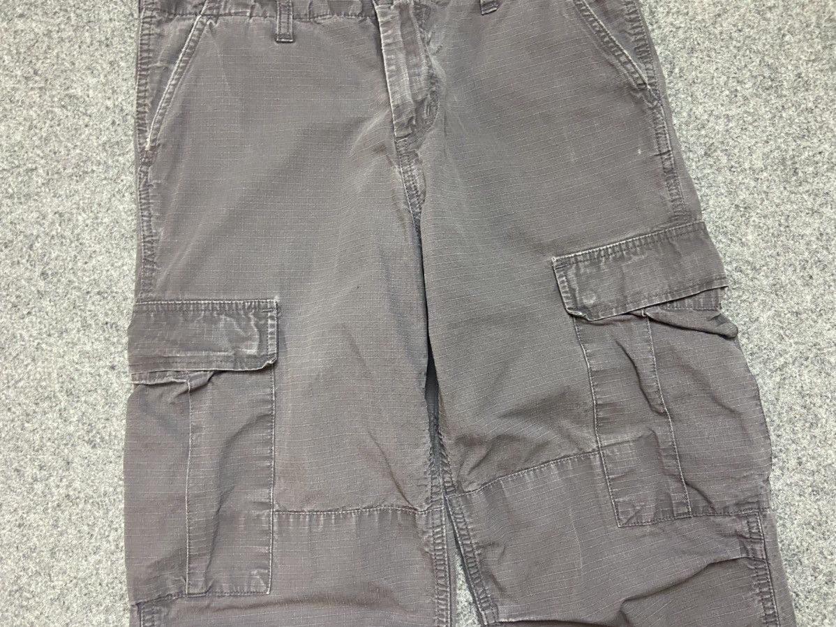 Carhartt × Carhartt Wip × Vintage Vintage Carhartt Wip Grey Cargo Pants Size US 32 / EU 48 - 19 Thumbnail