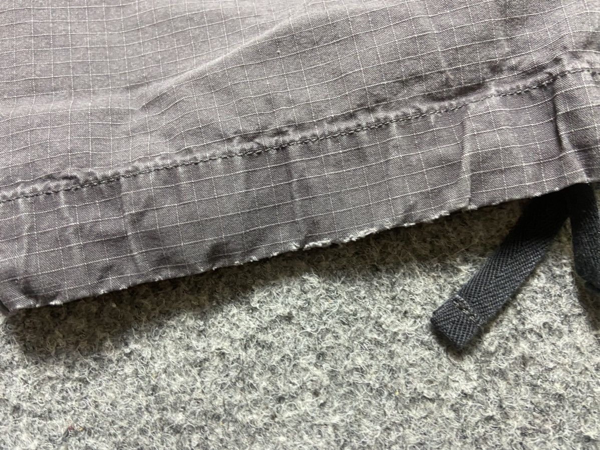 Carhartt × Carhartt Wip × Vintage Vintage Carhartt Wip Grey Cargo Pants Size US 32 / EU 48 - 11 Thumbnail