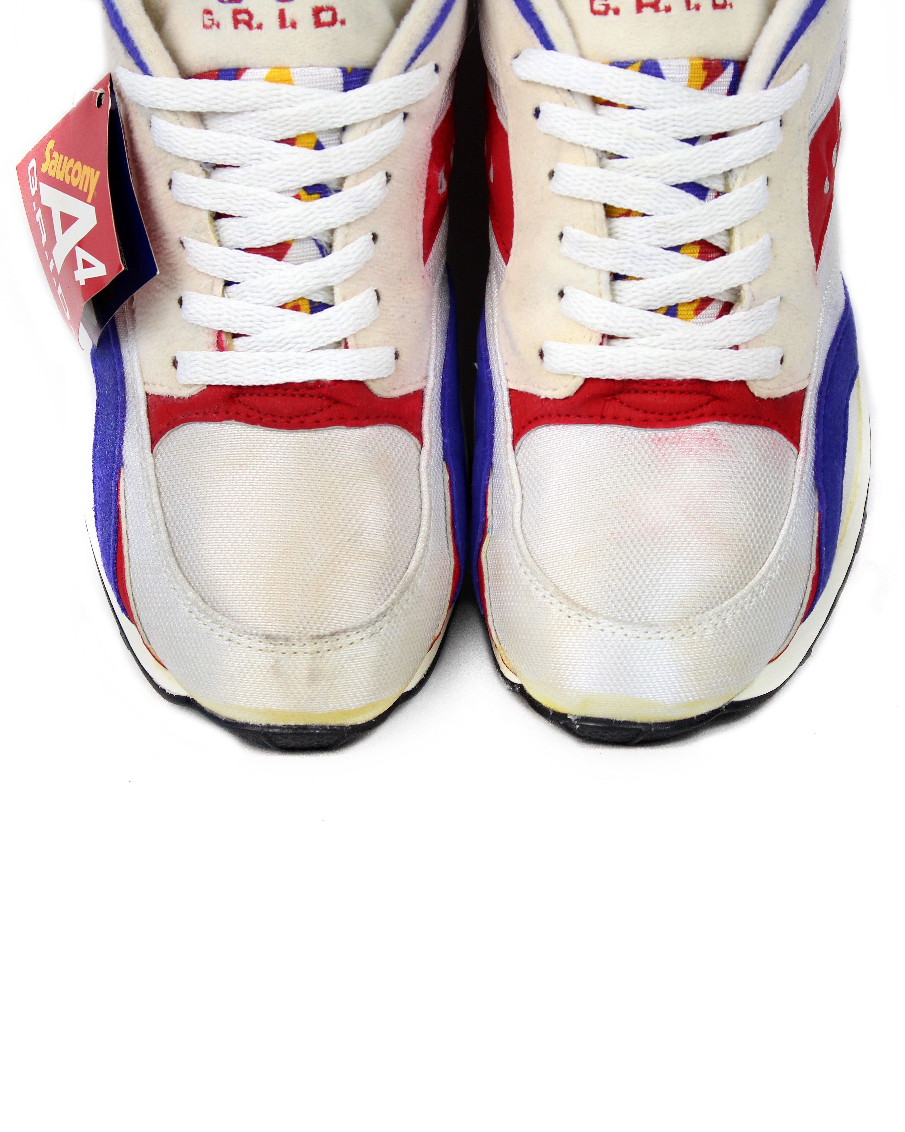 Saucony NOS 1990 90s vintage Saucony GRID R4 kicks sneakers OG Size US 7 / EU 40 - 7 Thumbnail