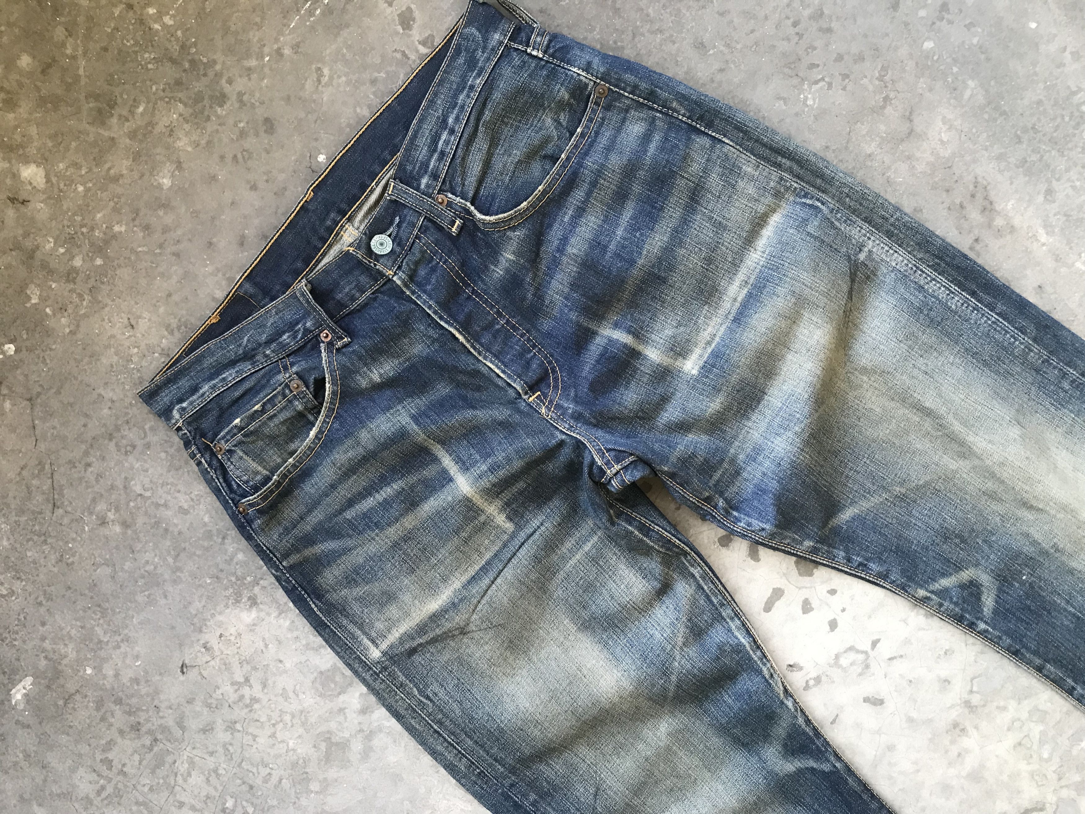 Levi's Levis 501 Dark Blue Faded Denim Size US 32 / EU 48 - 2 Thumbnail