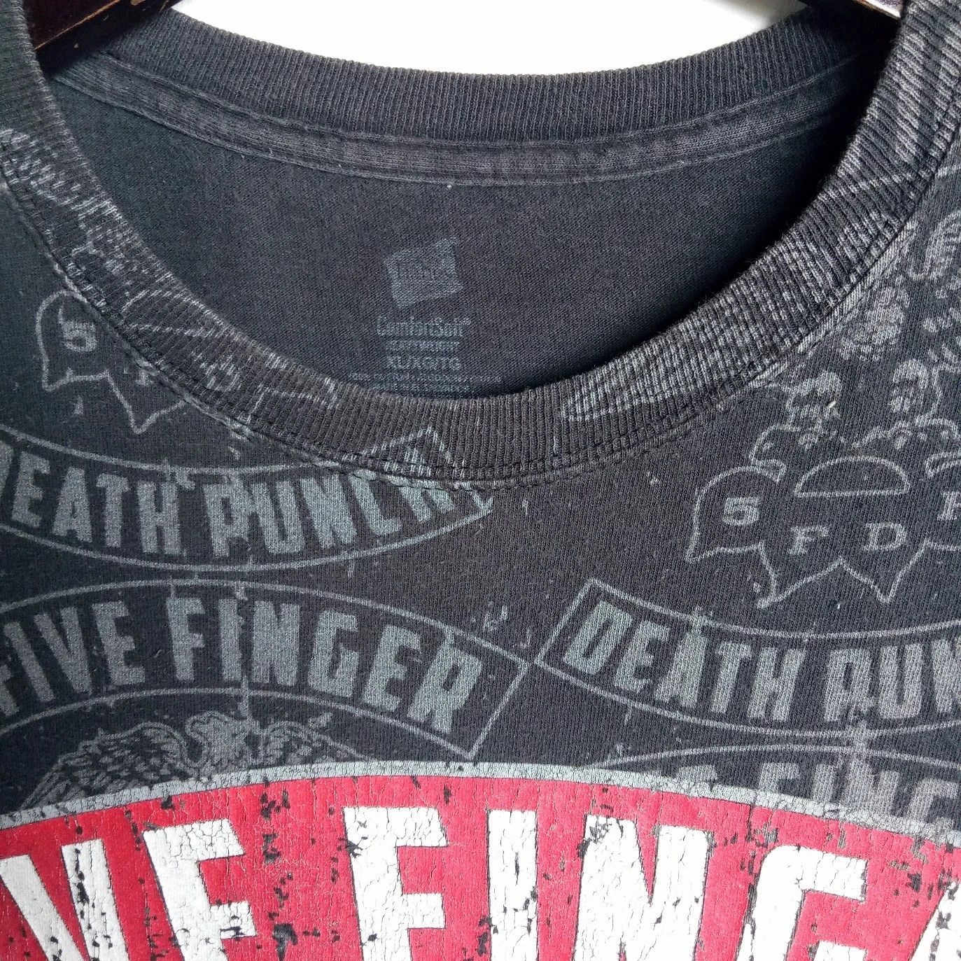 Band Tees 5FDP Five Finger Death Punch heavy metal band OVP shirt Size US XL / EU 56 / 4 - 3 Thumbnail
