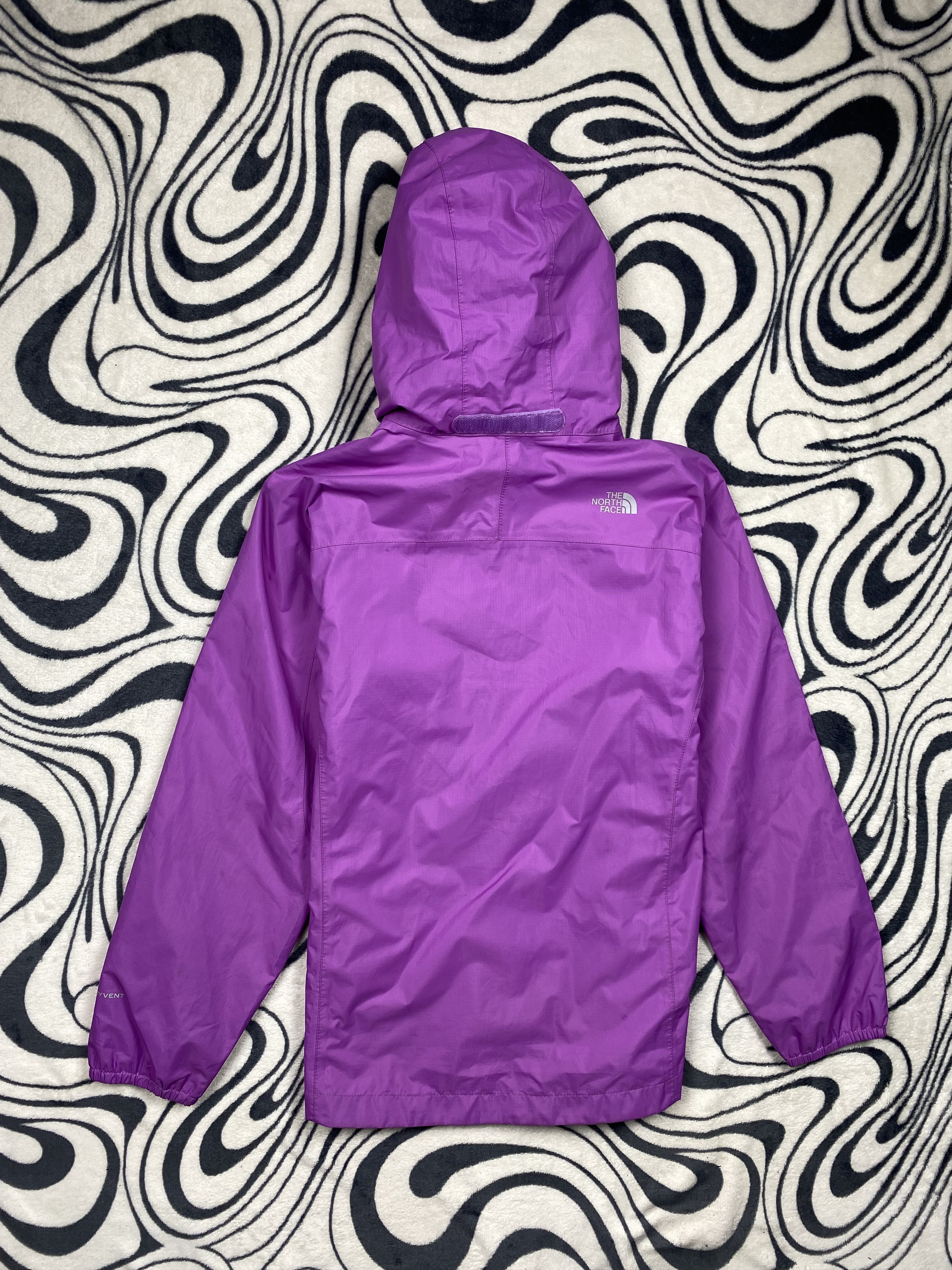 The North Face × Vintage The North Face HyVent WMNS Waterproof Jacket TNF Size XS / US 0-2 / IT 36-38 - 9 Thumbnail