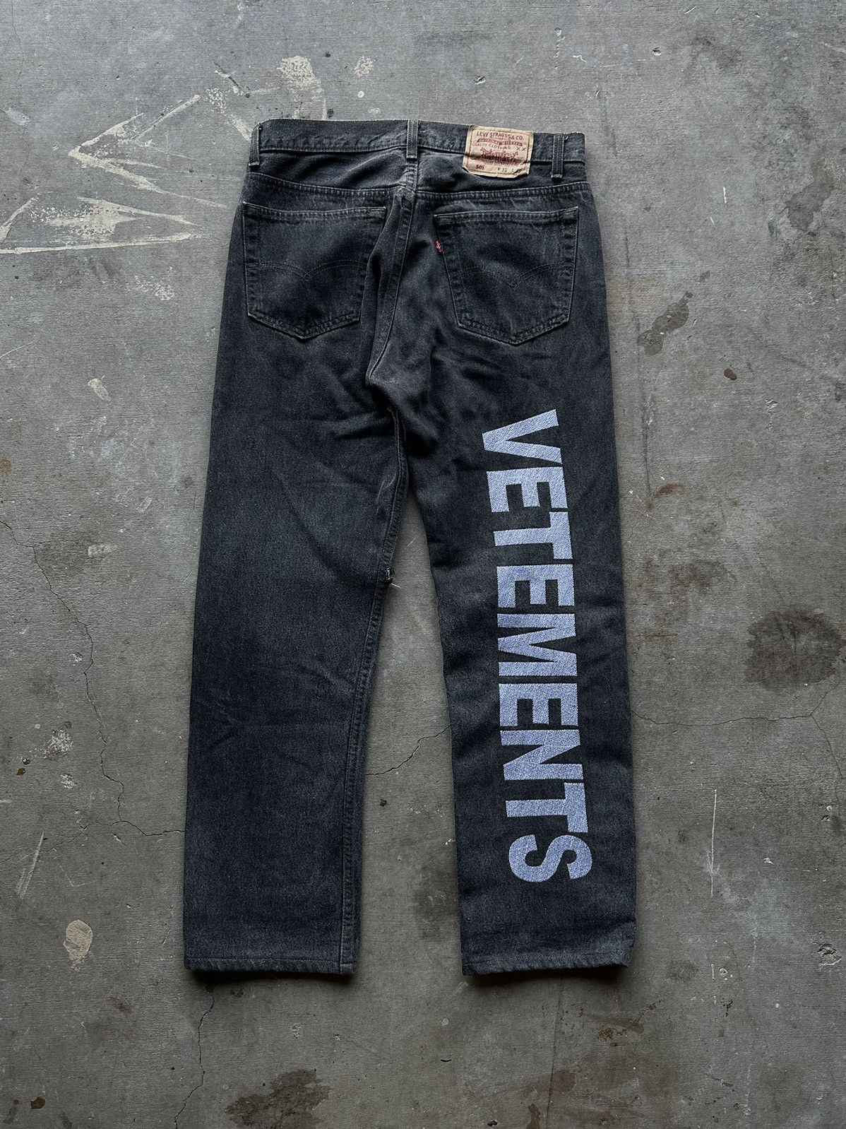 Vetements Vetements 501 Back Logo Denim Size US 31 - 1 Thumbnail