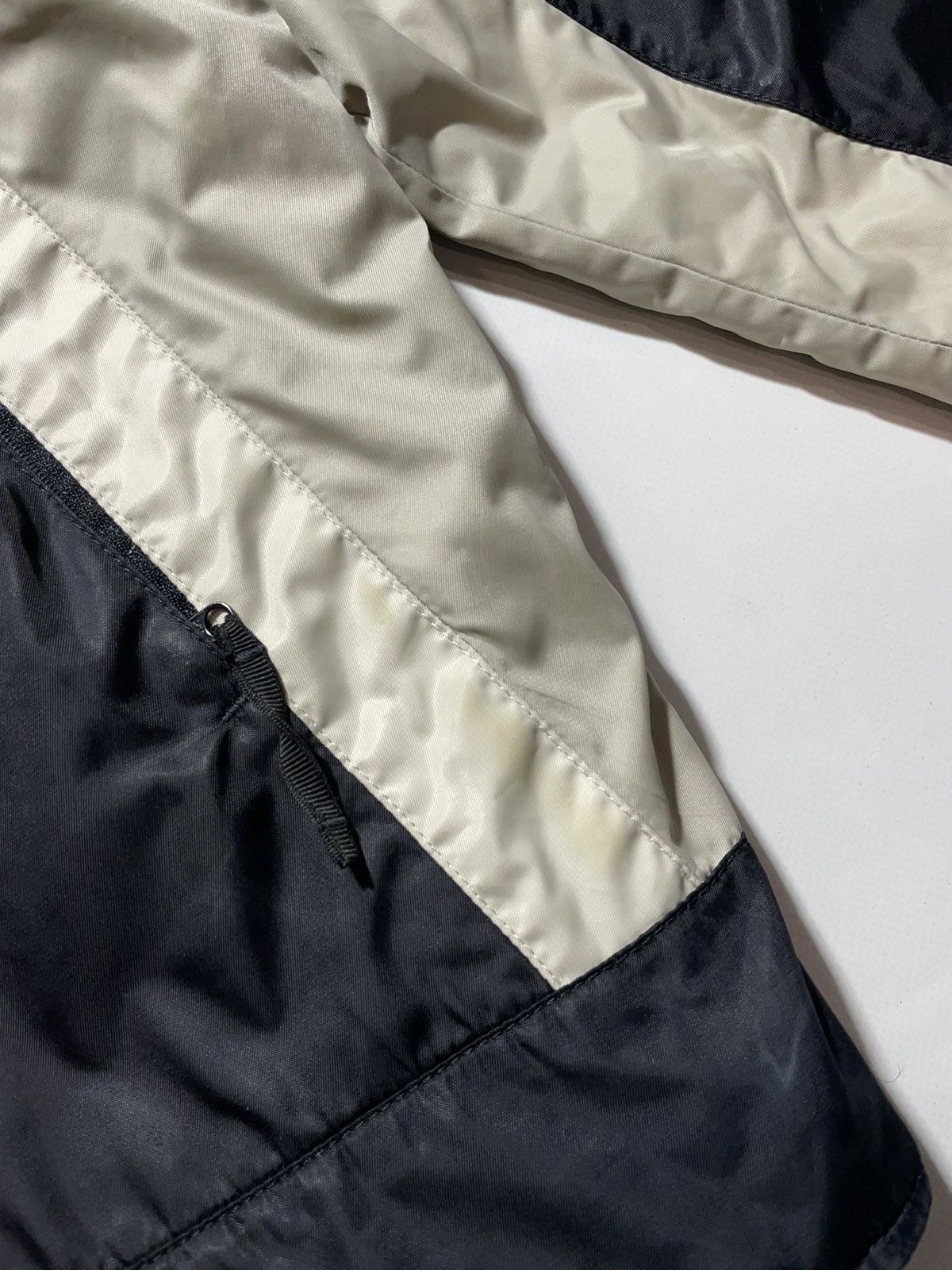 Vintage Nike Big Logo Vintage Jacket Size US XL / EU 56 / 4 - 7 Thumbnail
