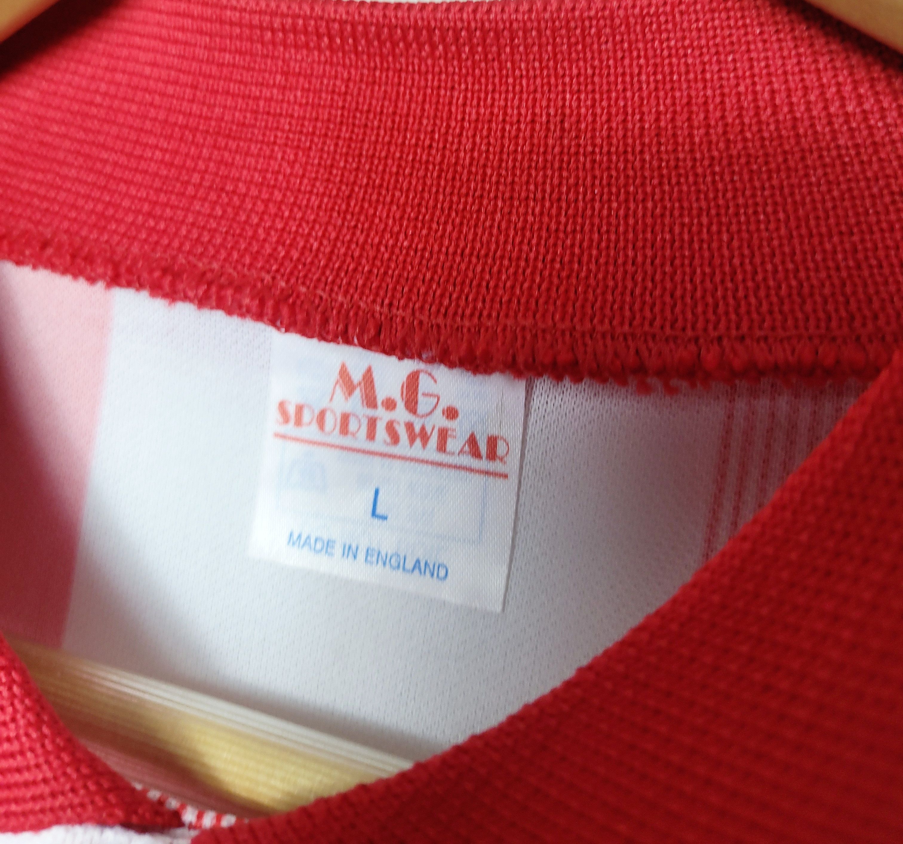 Vintage vintage Made in England jersey sweatshirt Size US L / EU 52-54 / 3 - 6 Thumbnail