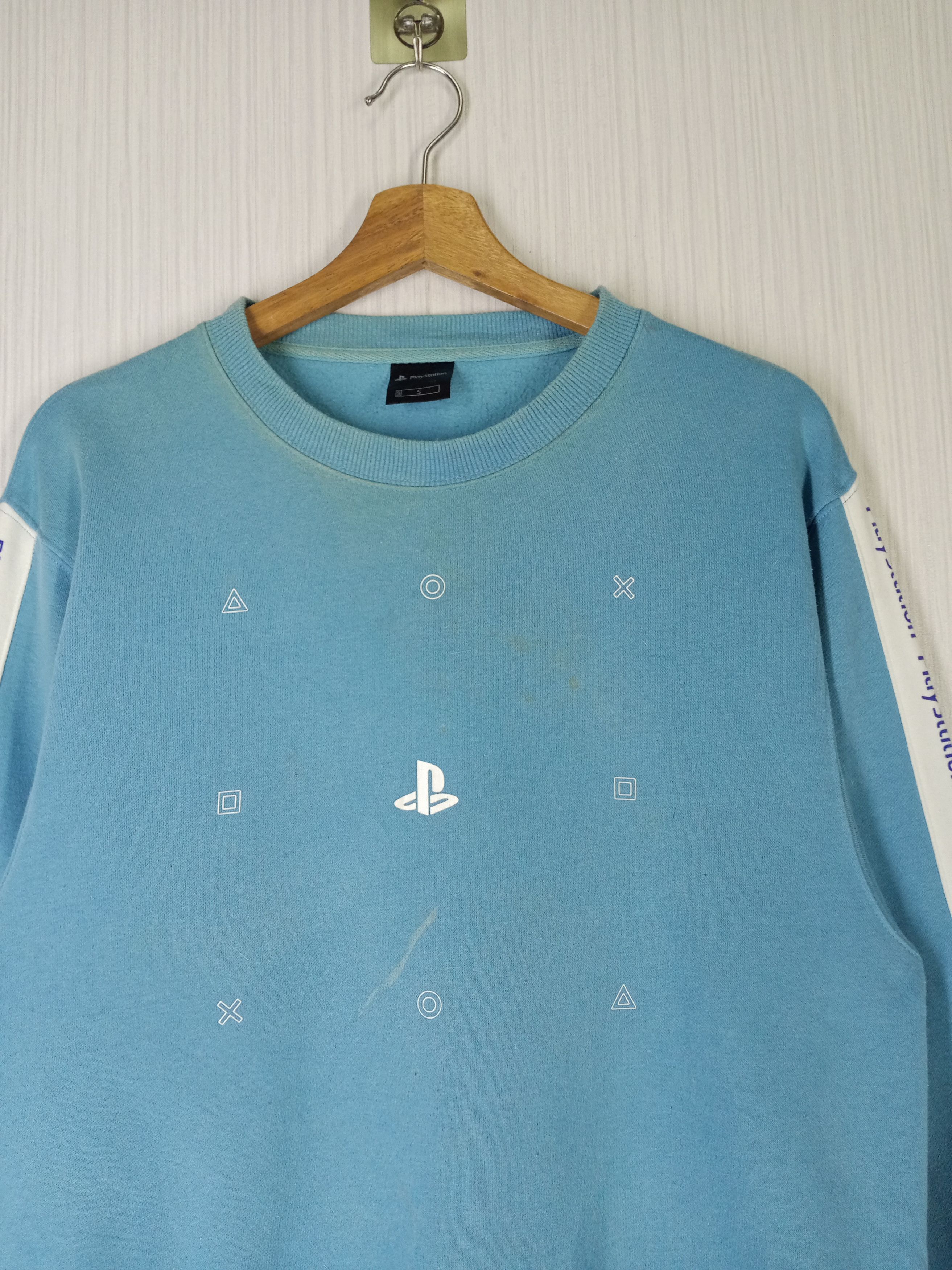 Playstation × The Game RARE PLAYSTATION SWEATSHIRT DISTRESSED Size US M / EU 48-50 / 2 - 4 Thumbnail