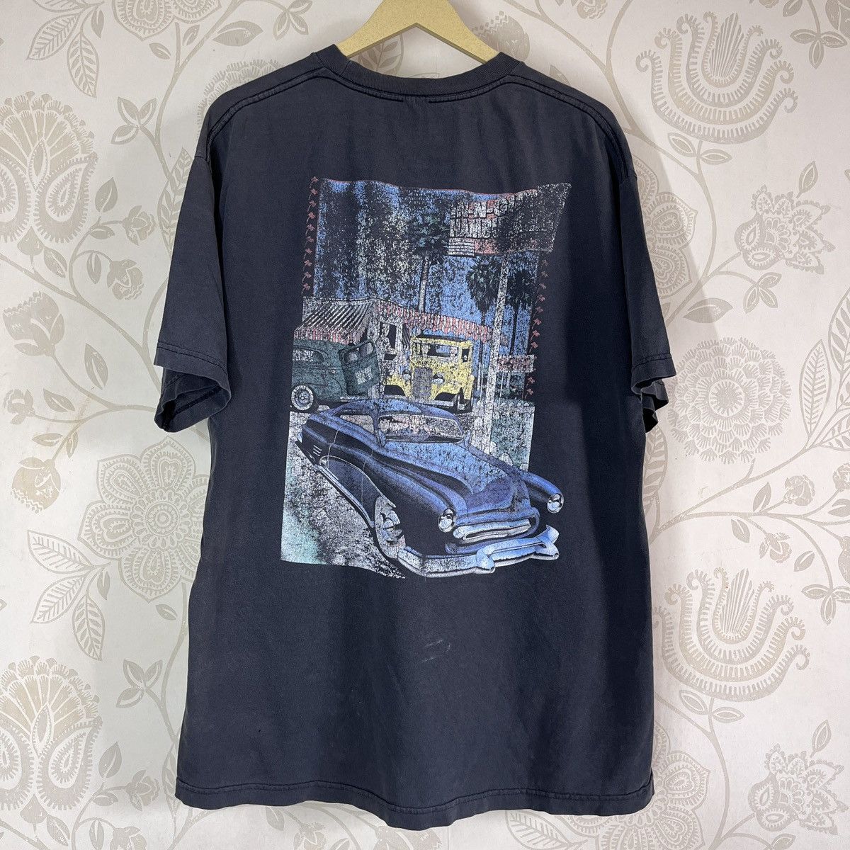 Y2K Vintage In N Out Burger Faded Black Tees