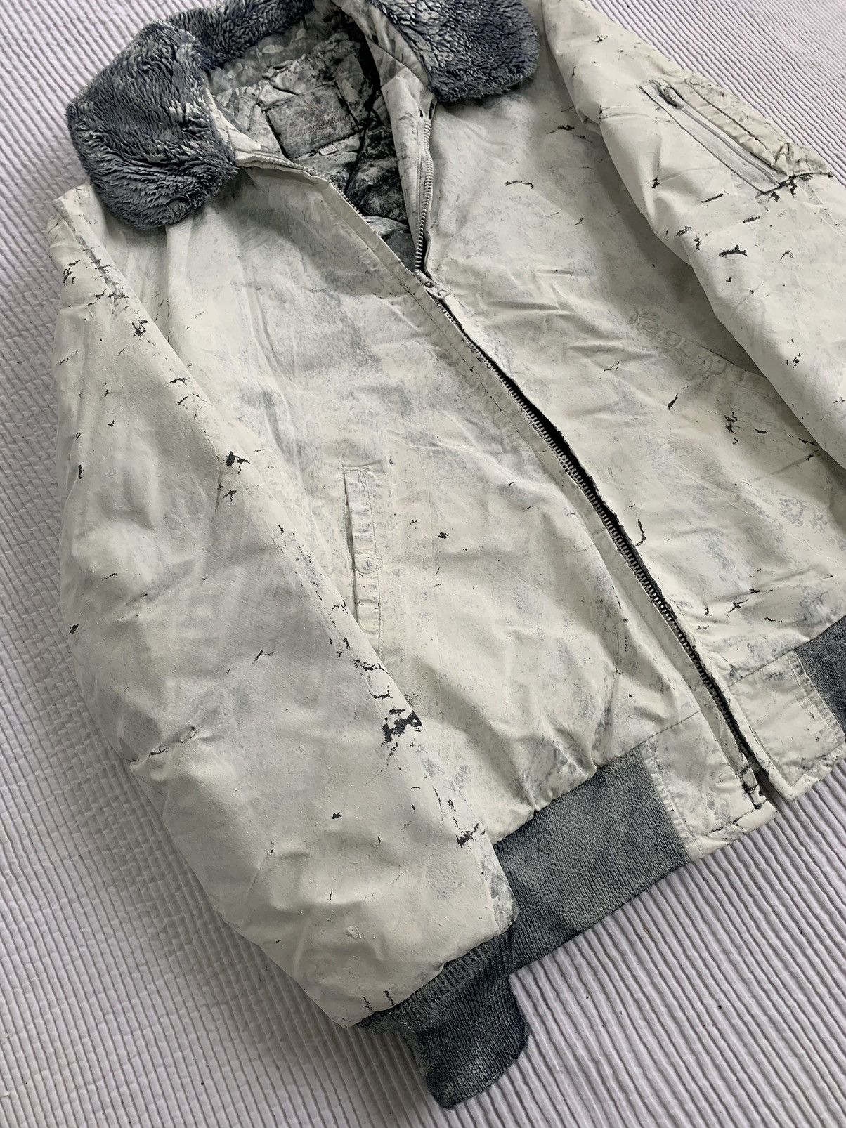 Handmade Cracking Paint Bomber Size US L / EU 52-54 / 3 - 2 Thumbnail