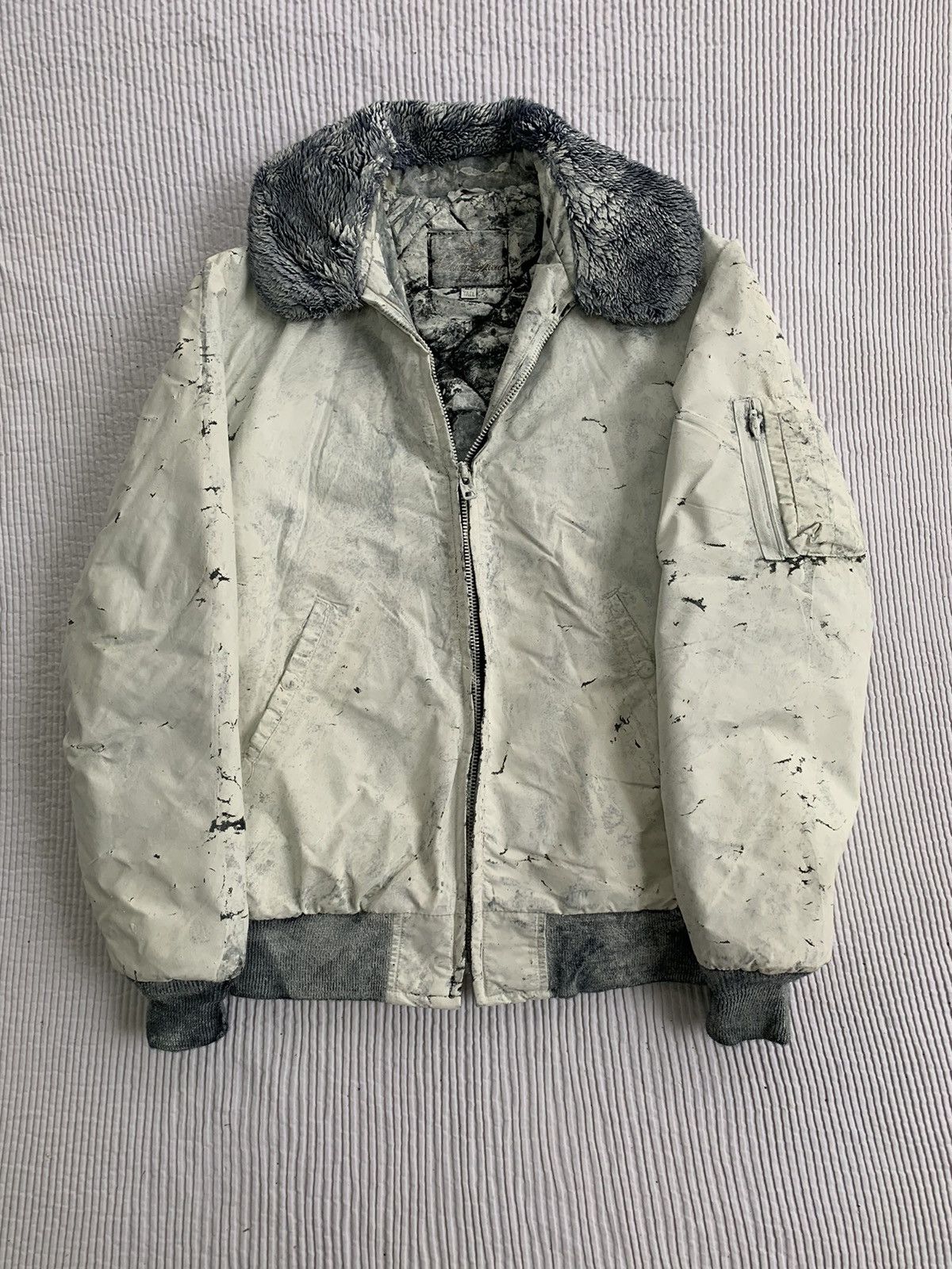 Handmade Cracking Paint Bomber Size US L / EU 52-54 / 3 - 1 Thumbnail