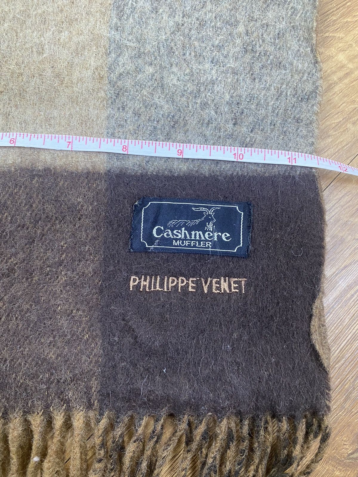Other Phillipe Venet Winter Scarves Casmere Muffler Size ONE SIZE - 6 Thumbnail