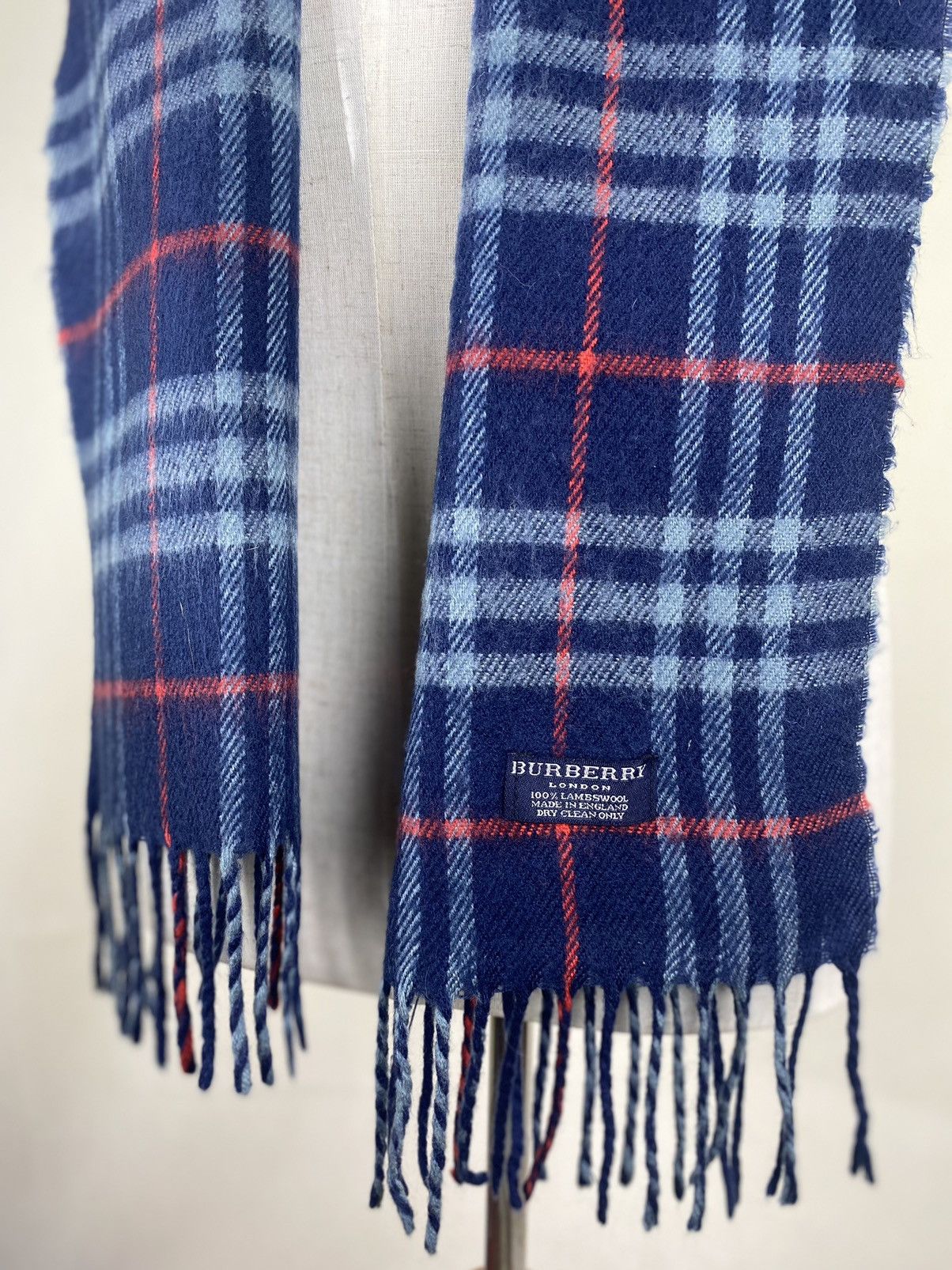 Burberry Burberry Nova Check Scarf / Muffler / Wool Size ONE SIZE - 2 Thumbnail