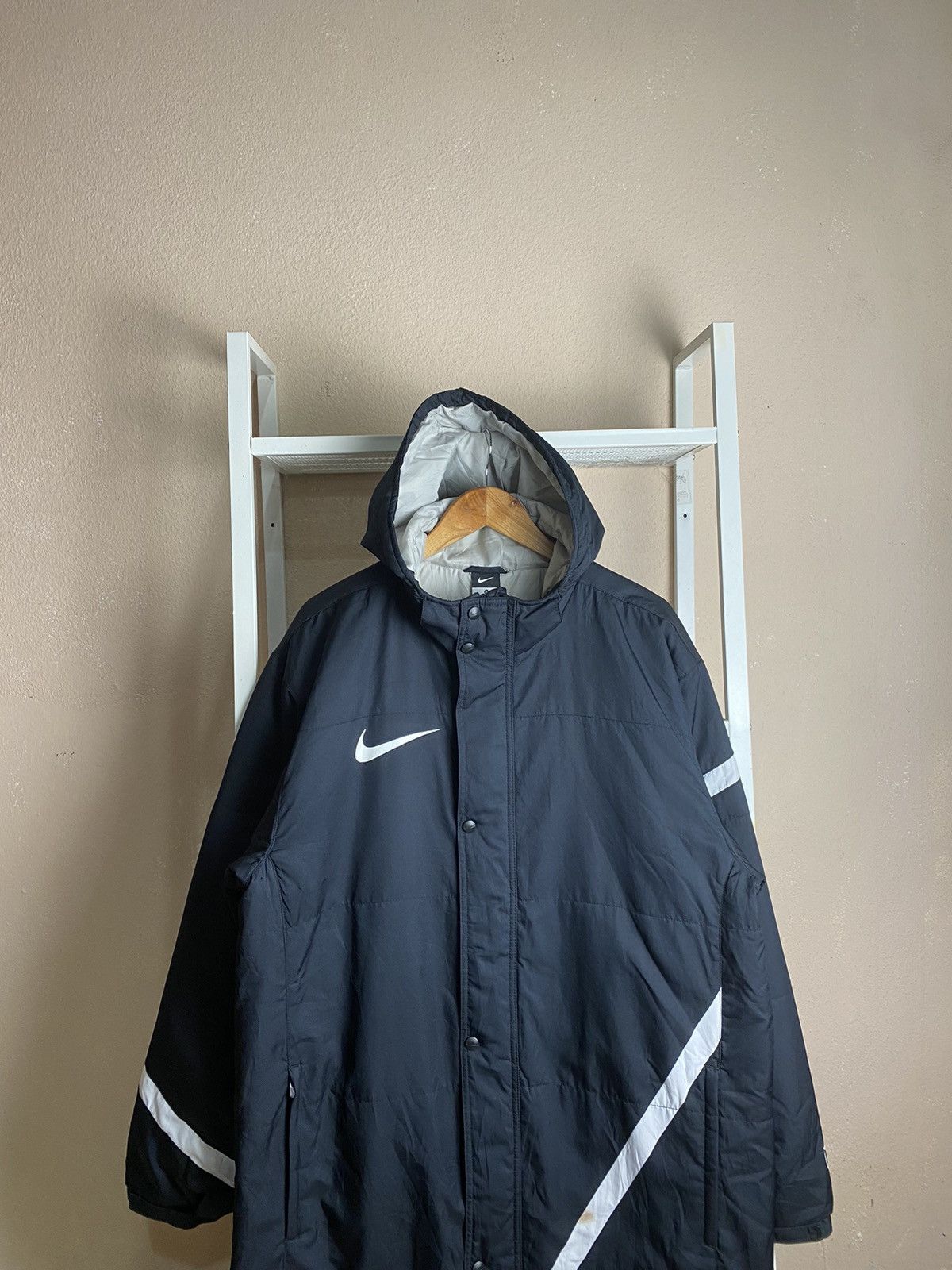 Japanese Brand Nike Black Light Puffer Long Jacket Size US XL / EU 56 / 4 - 4 Thumbnail