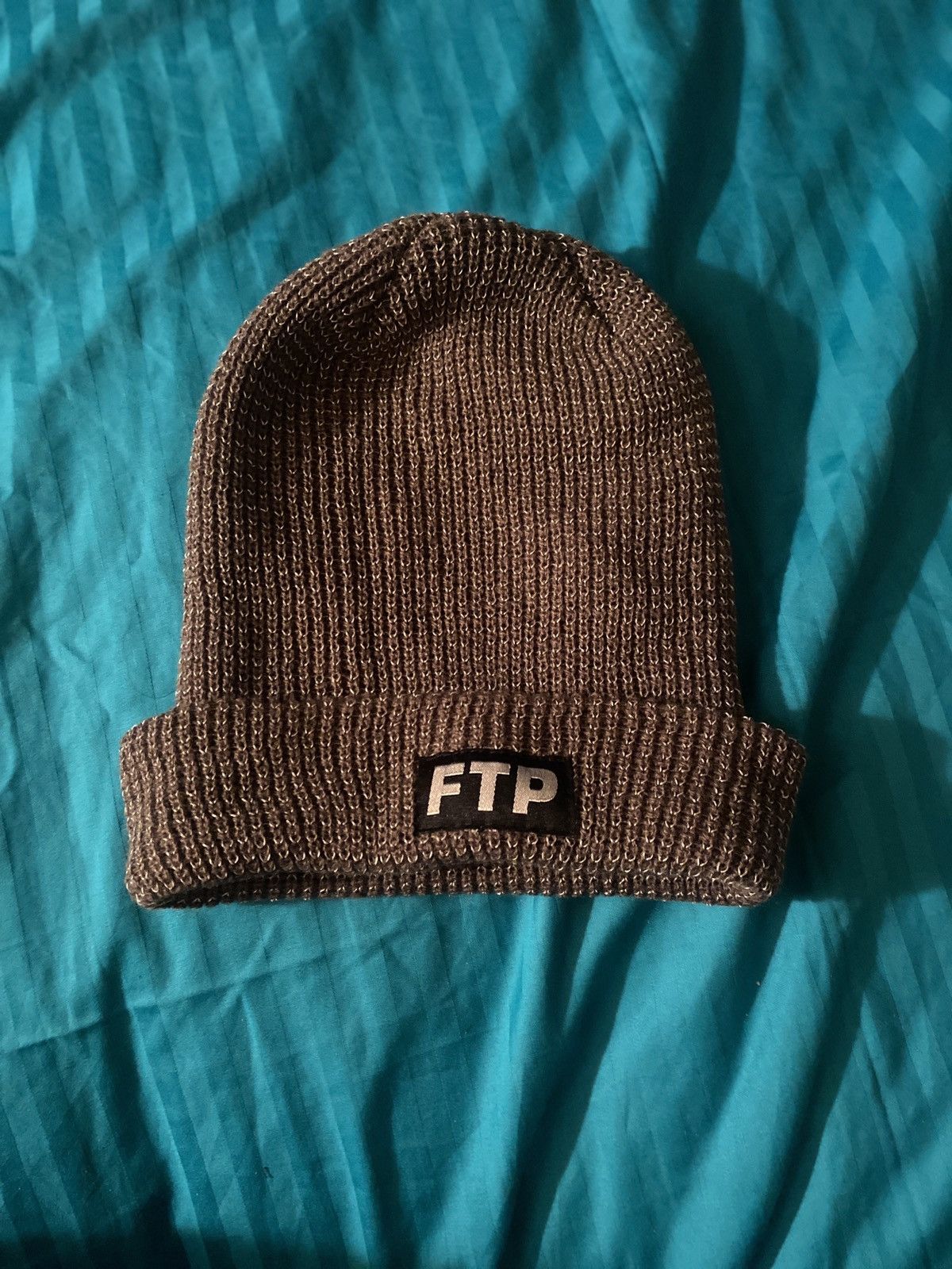 Fuck The Population Ftp reflective knit beanie olive Size ONE SIZE - 2 Thumbnail