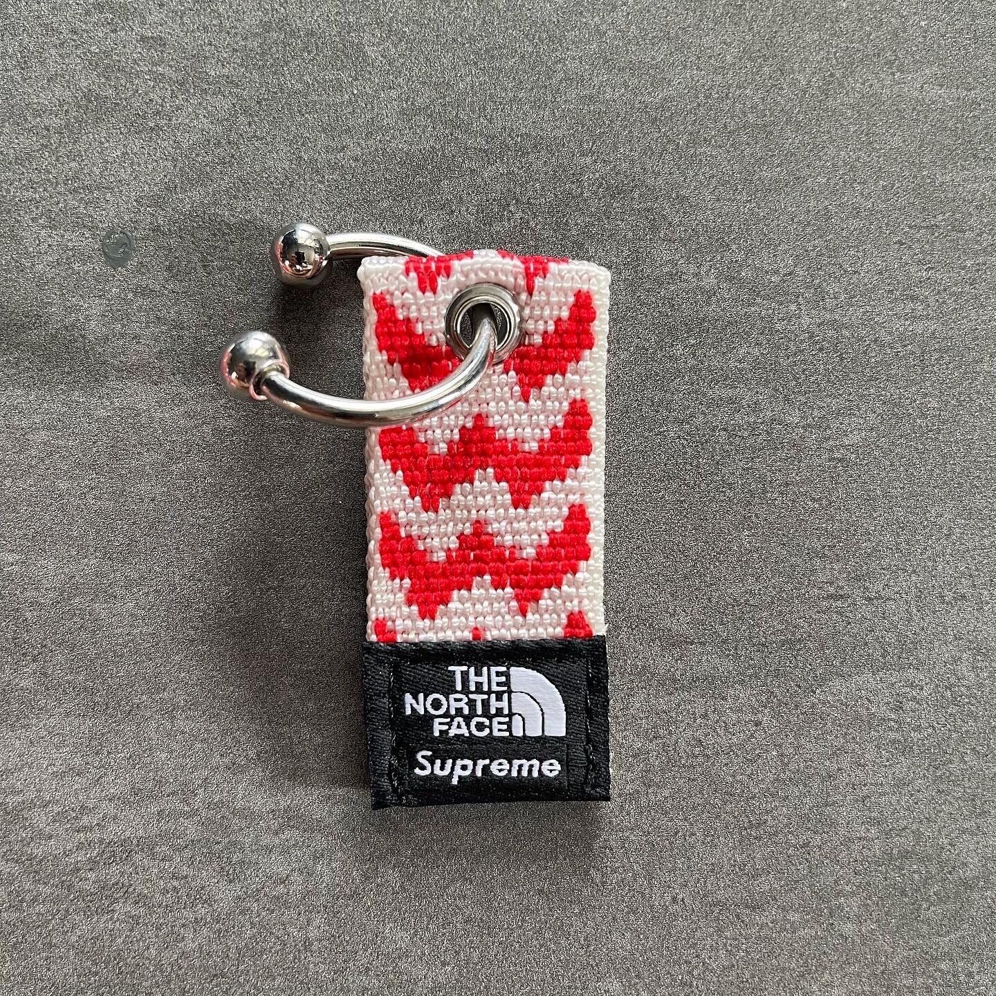 Supreme x The North Face Woven Keychain