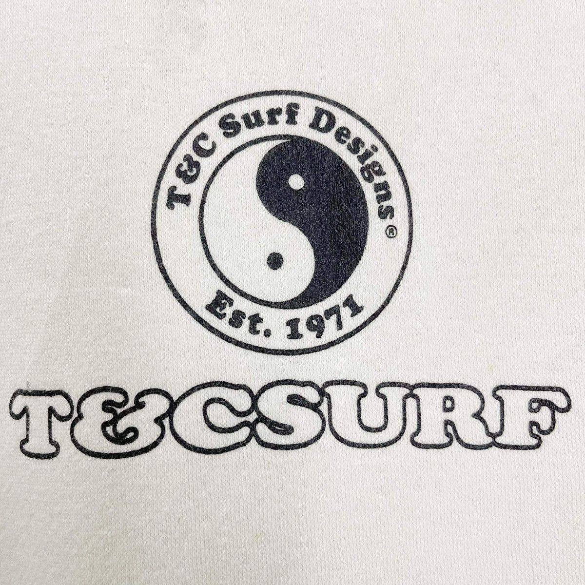 Japanese Brand 90s Vintage TnC Hawaii Surf Big Logo Crewneck Sweatshirt Size US M / EU 48-50 / 2 - 6 Thumbnail