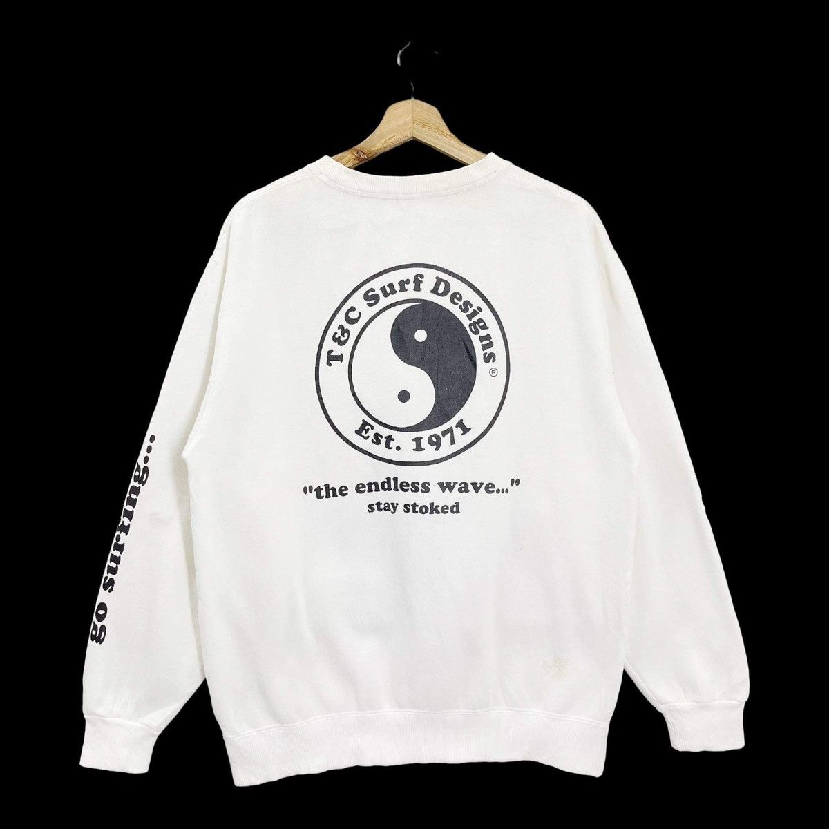 Japanese Brand 90s Vintage TnC Hawaii Surf Big Logo Crewneck Sweatshirt Size US M / EU 48-50 / 2 - 1 Thumbnail