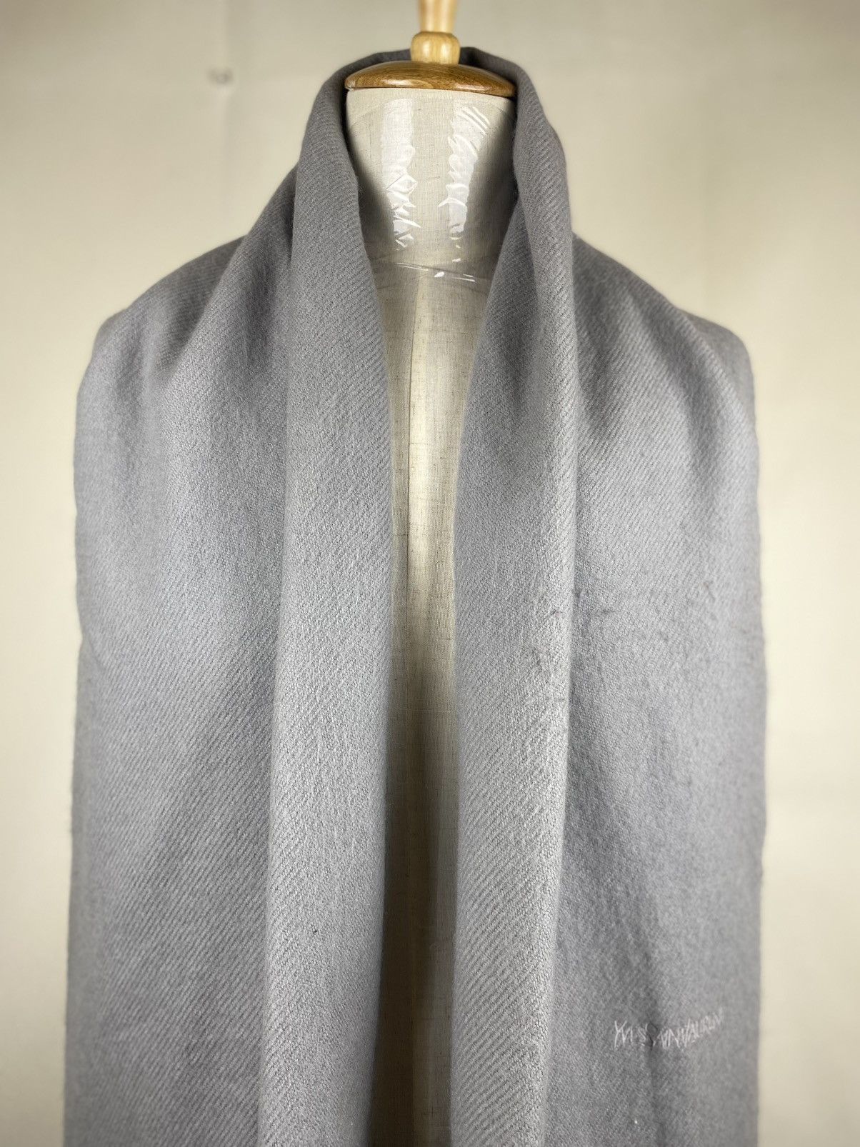 Yves Saint Laurent Vintage Yves Saint Laurent Scarf Muffler Wool Size ONE SIZE - 3 Thumbnail