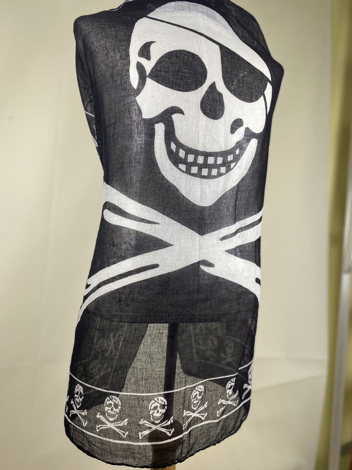 Other Skull Scarf Insipired by Alexander Mcqueen Size ONE SIZE - 2 Thumbnail