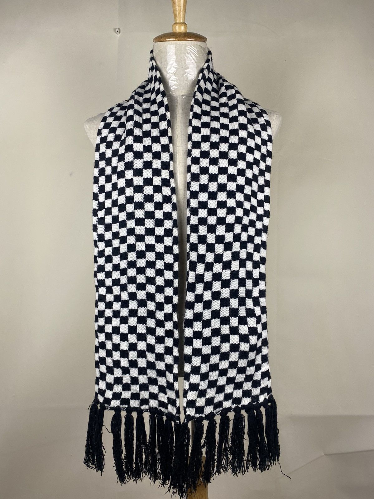 Vintage Checkered Board Black & White Scarf Muffler Size ONE SIZE - 1 Thumbnail