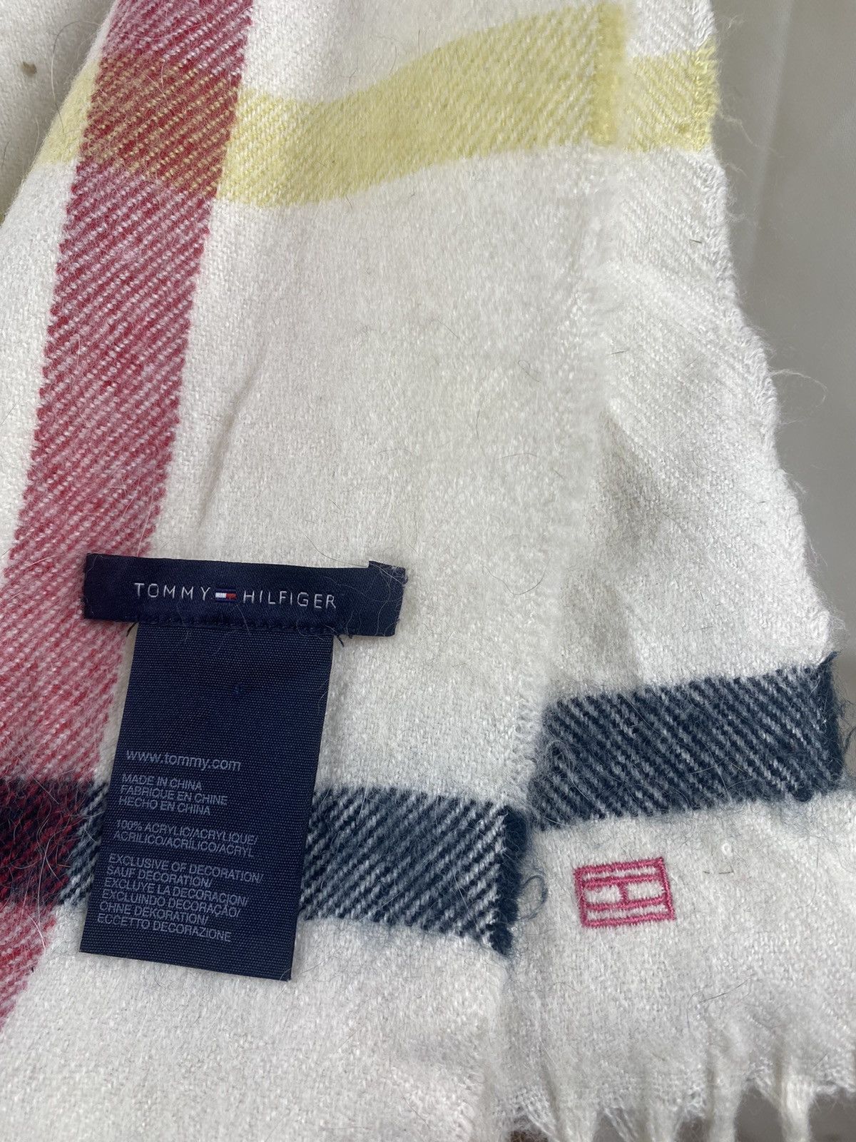 Tommy Hilfiger Tommy Hilfiger Winter Scarf Muffler Size ONE SIZE - 4 Thumbnail