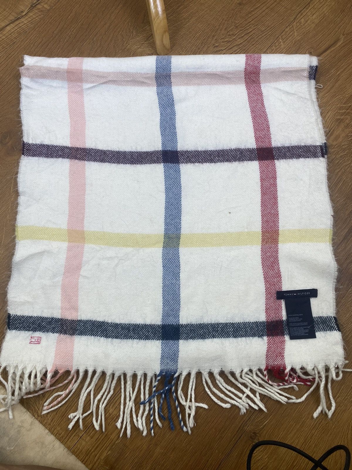Tommy Hilfiger Tommy Hilfiger Winter Scarf Muffler Size ONE SIZE - 5 Thumbnail