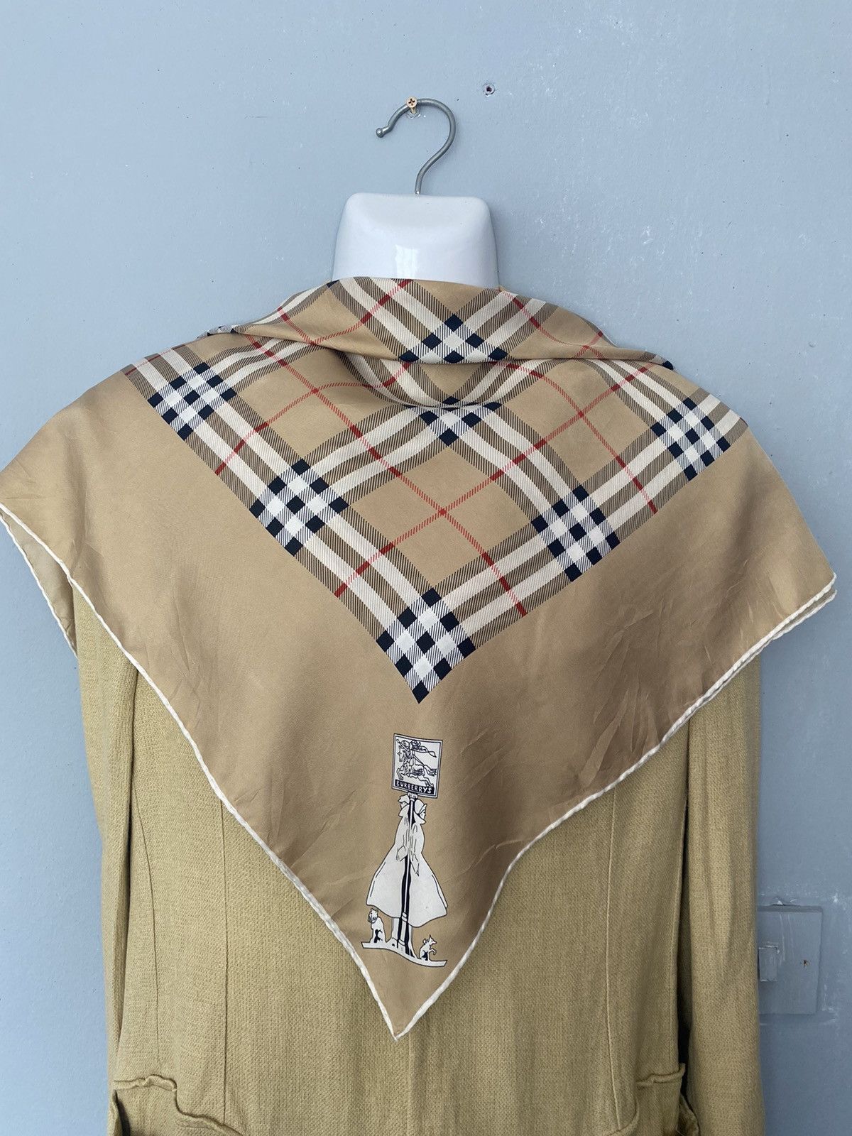 Burberry Vintage Burberry Brown Silk Scarf Nova Check Size ONE SIZE - 3 Thumbnail