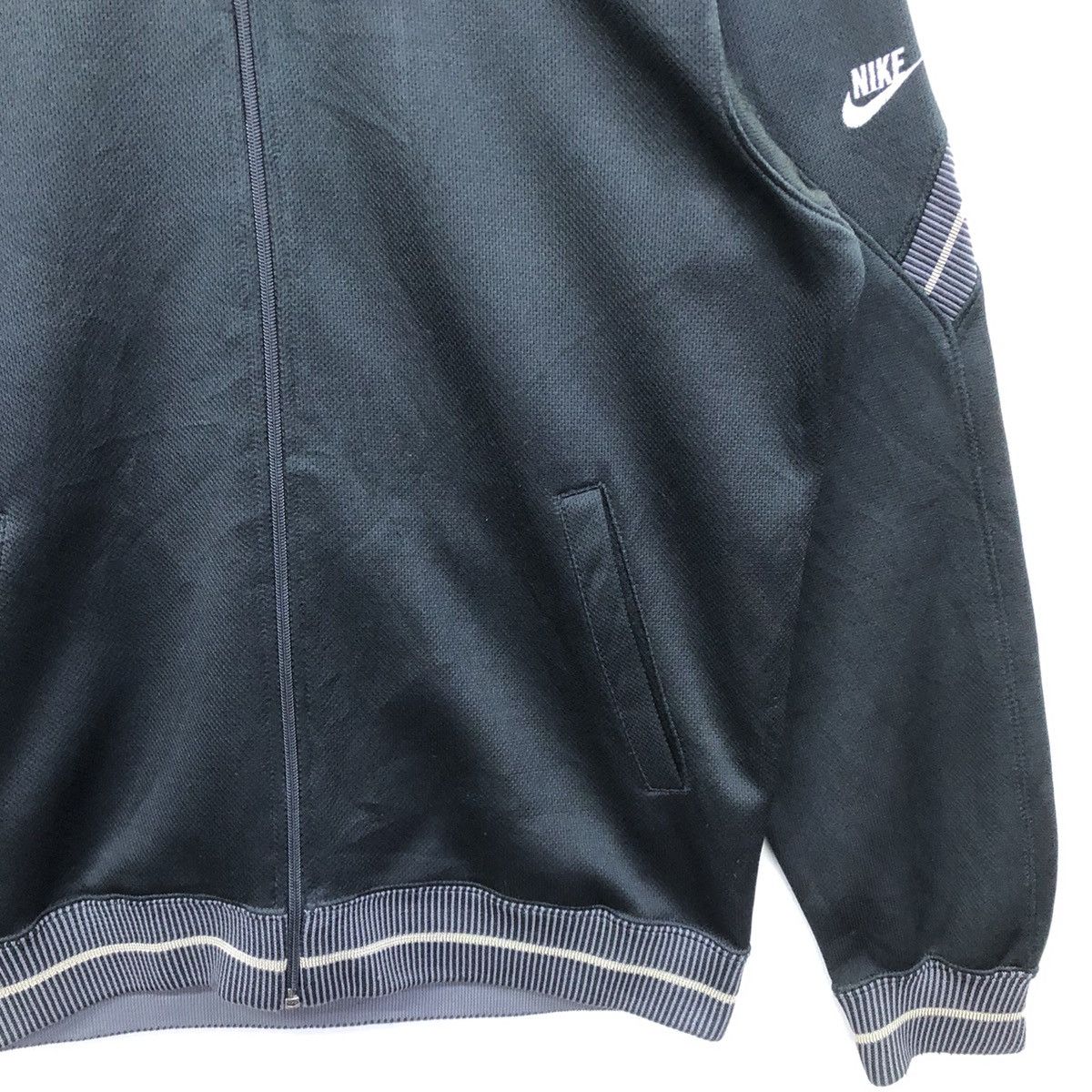 Vintage Vintage Nike Japan Blue Tag Sports Sweater Size US L / EU 52-54 / 3 - 5 Thumbnail