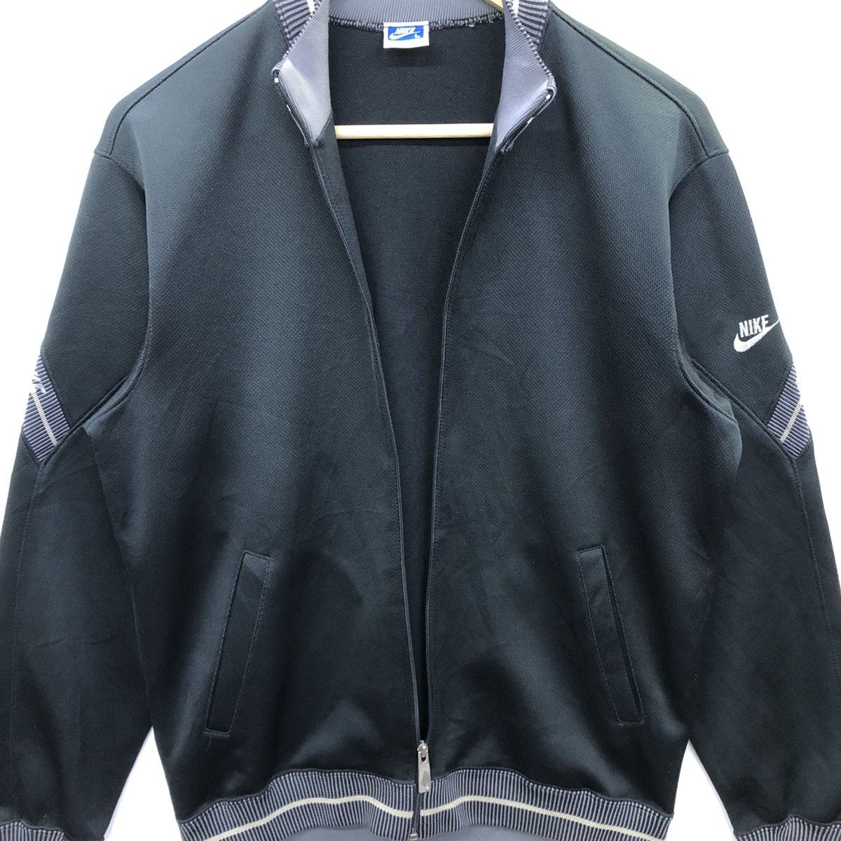 Vintage Vintage Nike Japan Blue Tag Sports Sweater Size US L / EU 52-54 / 3 - 6 Thumbnail